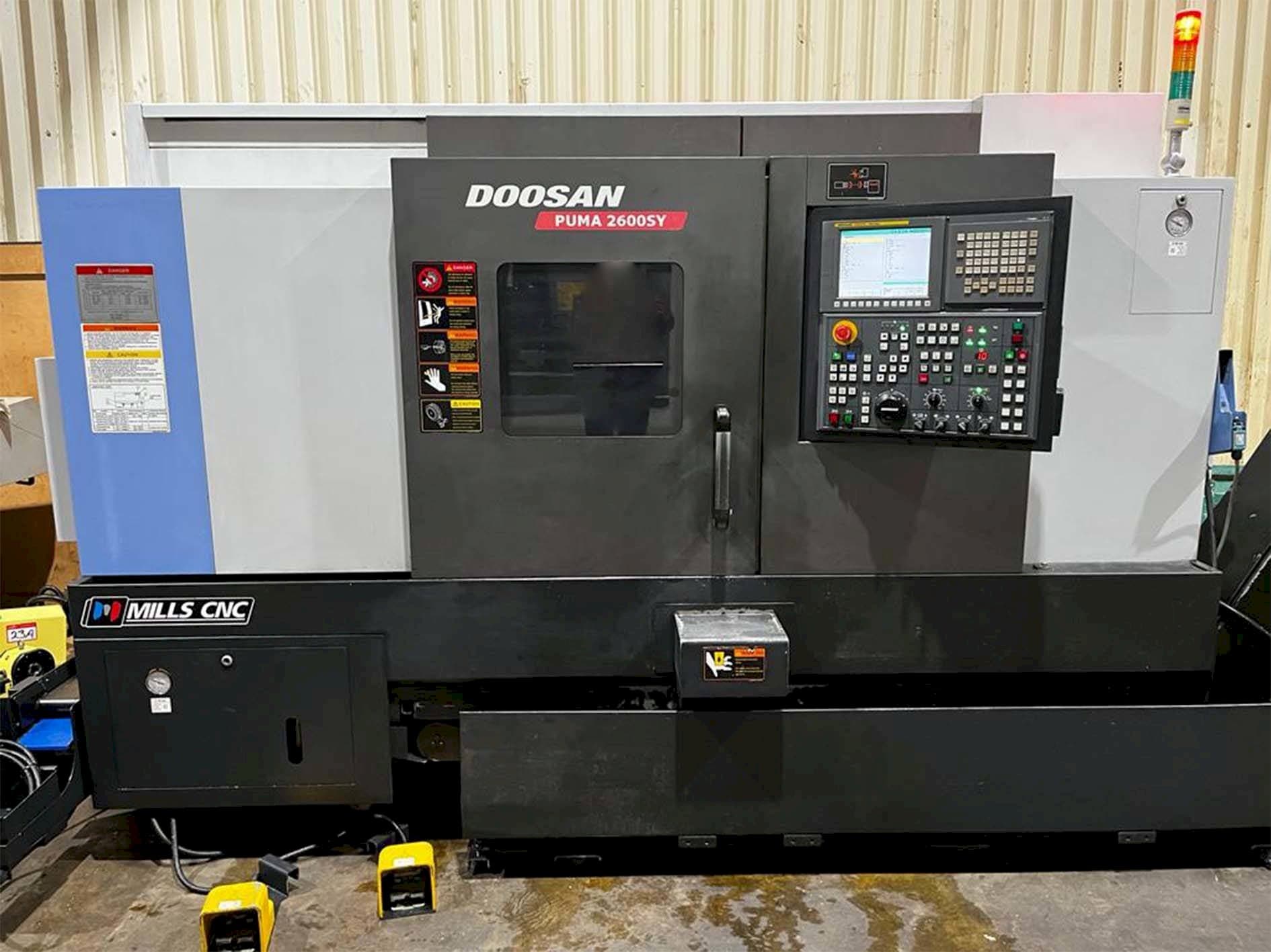 Masina Doosan Puma 2600SY   eestvaade