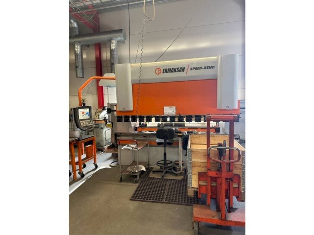 Masina ERMAKSAN Speedbend 3135   eestvaade