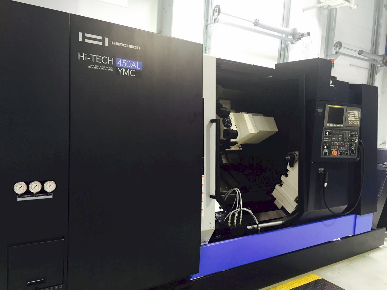 Masina HWACHEON HI-TECH 450AL YMC   eestvaade