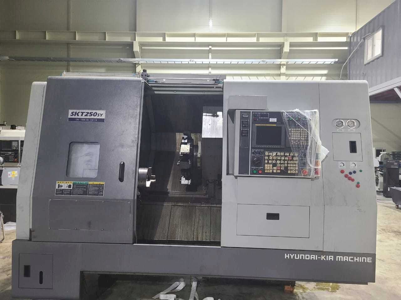 Masina Hyundai Kia SKT250SY   eestvaade