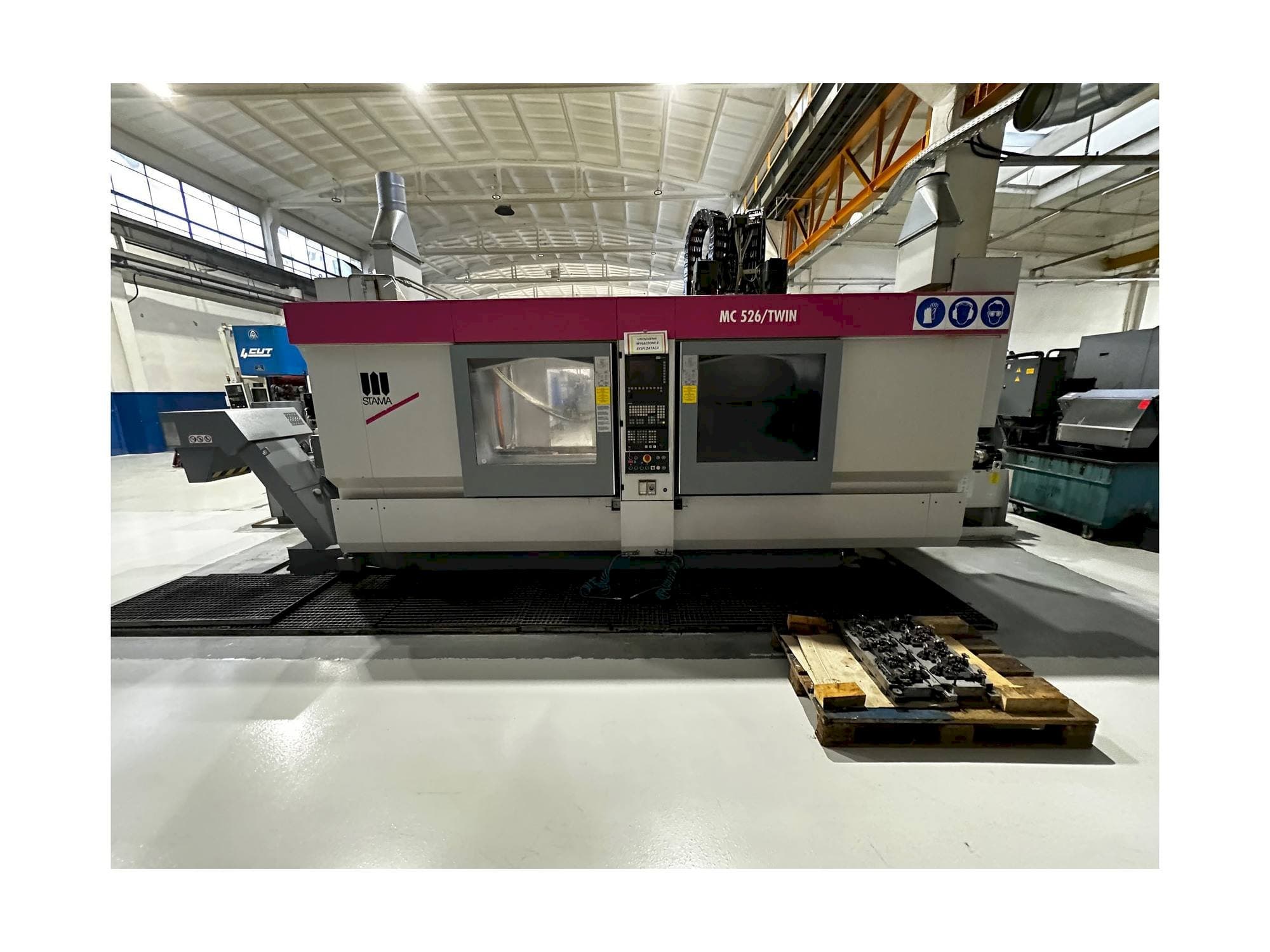 Masina STAMA MC 526 / TWIN   eestvaade