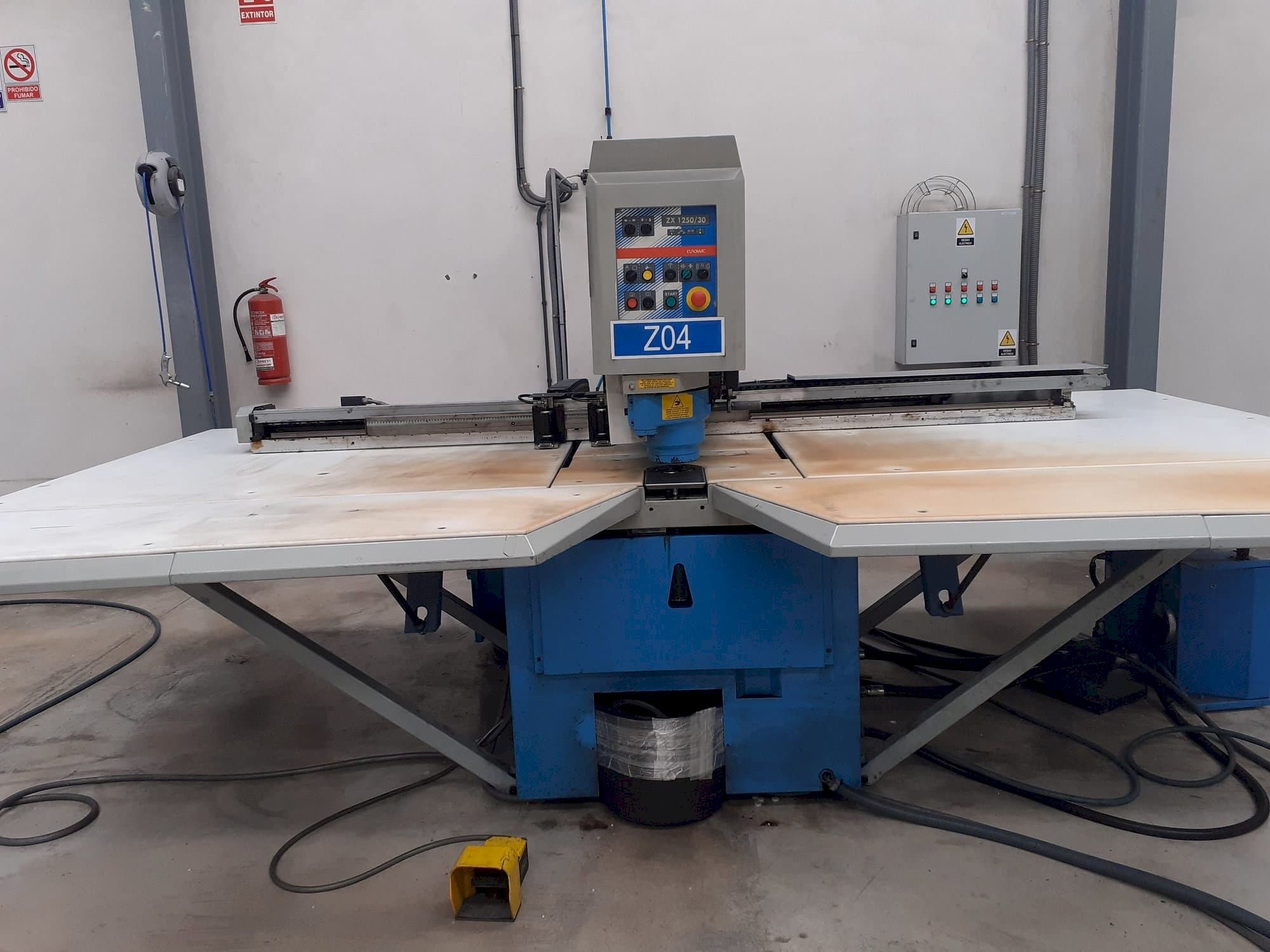 Masina Euromac ZX125-30   eestvaade