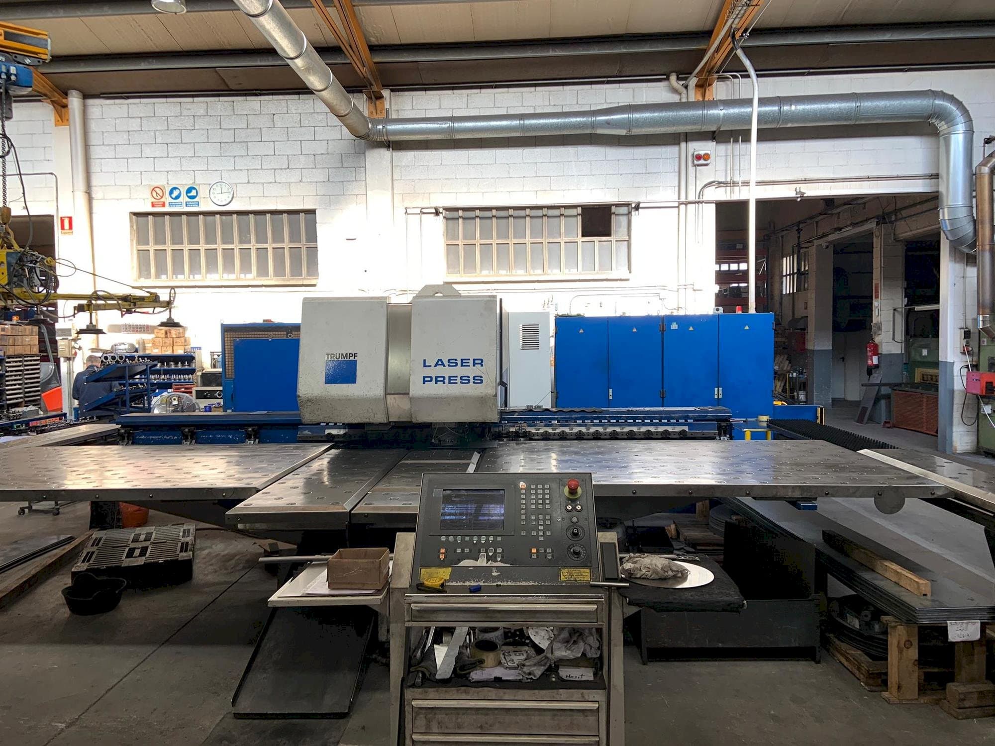Masina Trumpf Trumatic 600 L   eestvaade