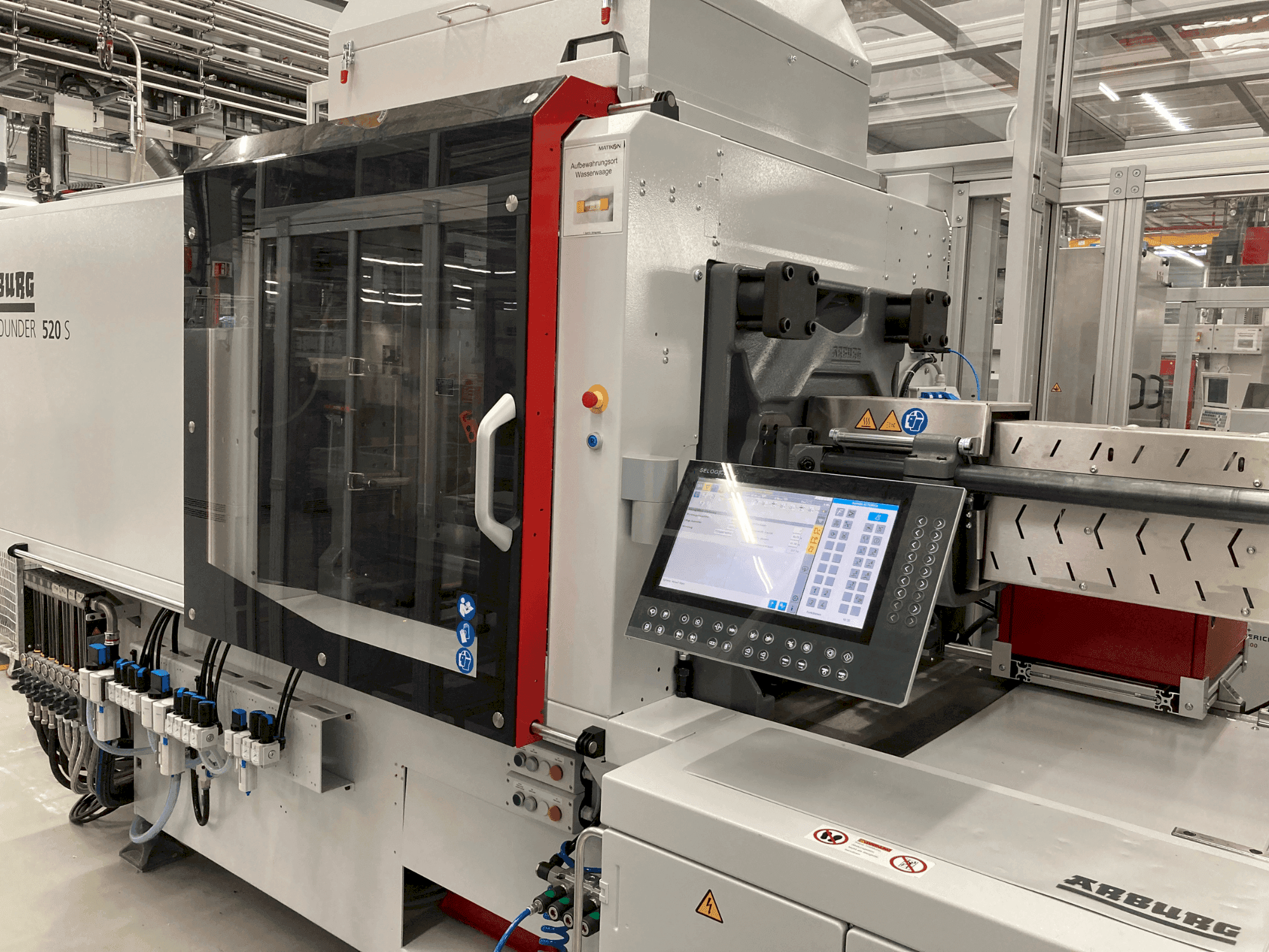 Masina Arburg Allrounder 520 S 1600-400   eestvaade