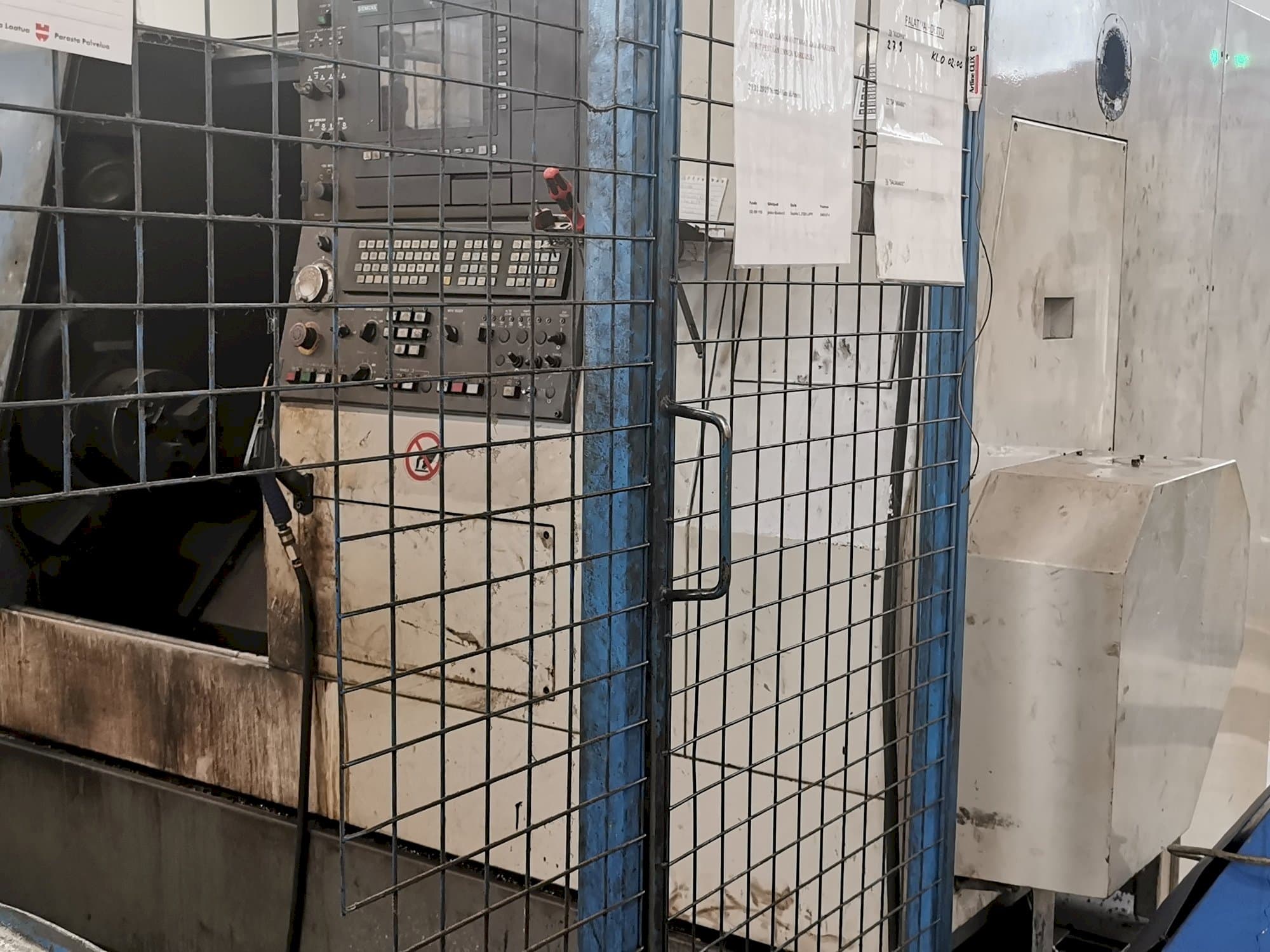 Masina Hyundai HIT 250 S   eestvaade