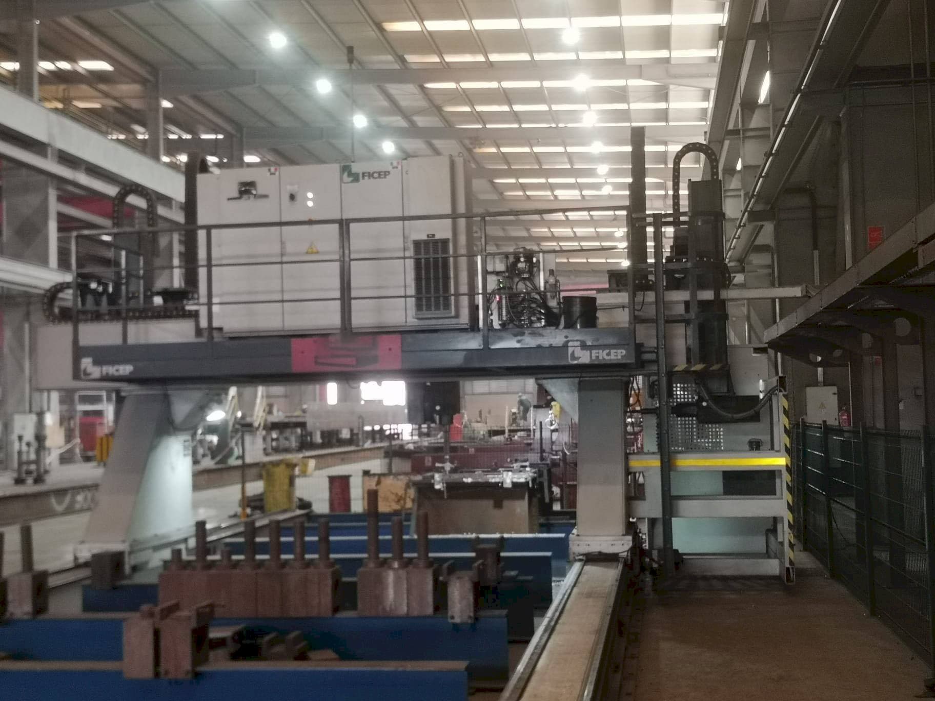 Masina FICEP 3003/12 GDD   eestvaade