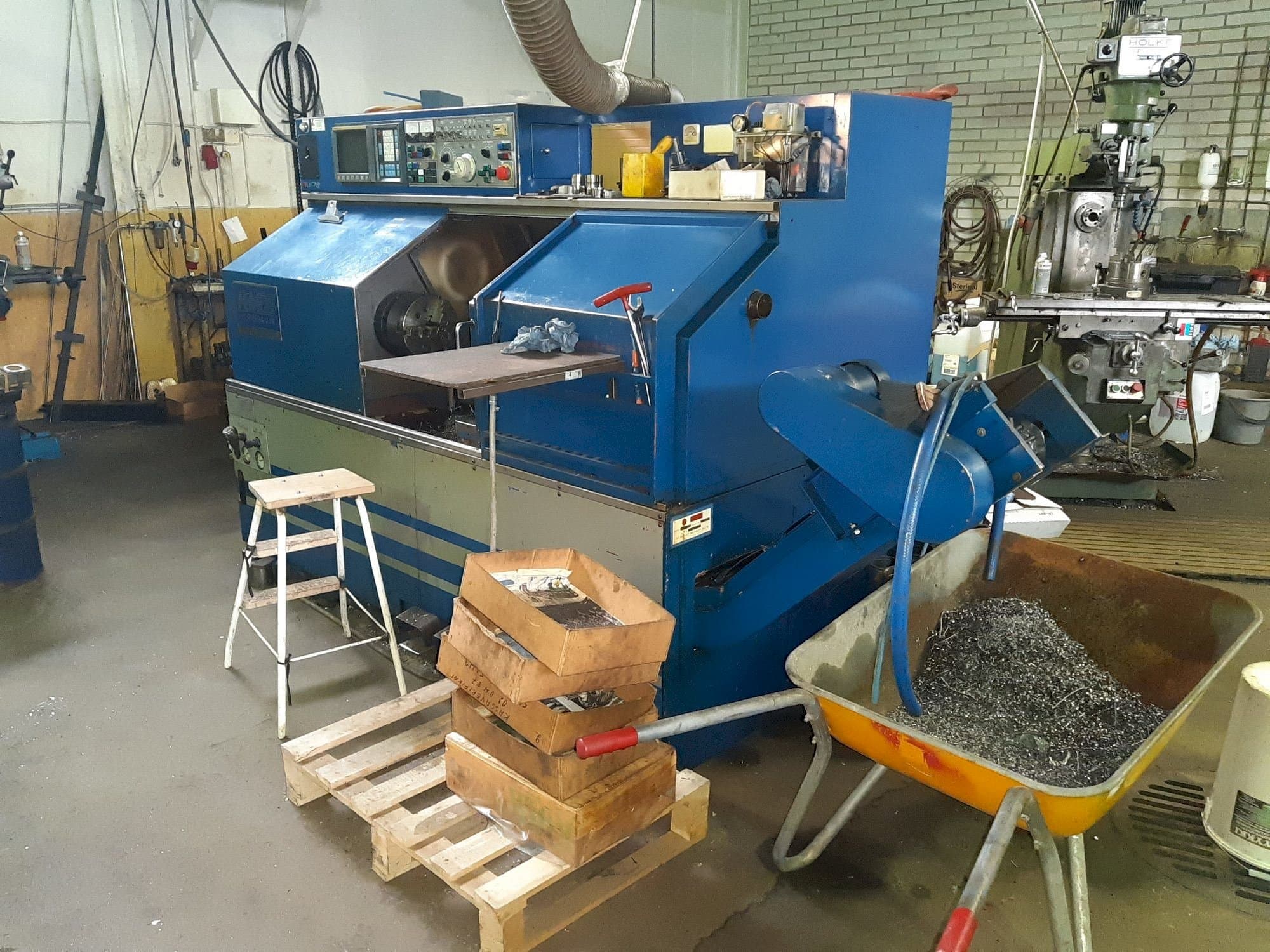 Masina FEMCO Durga 25E   eestvaade