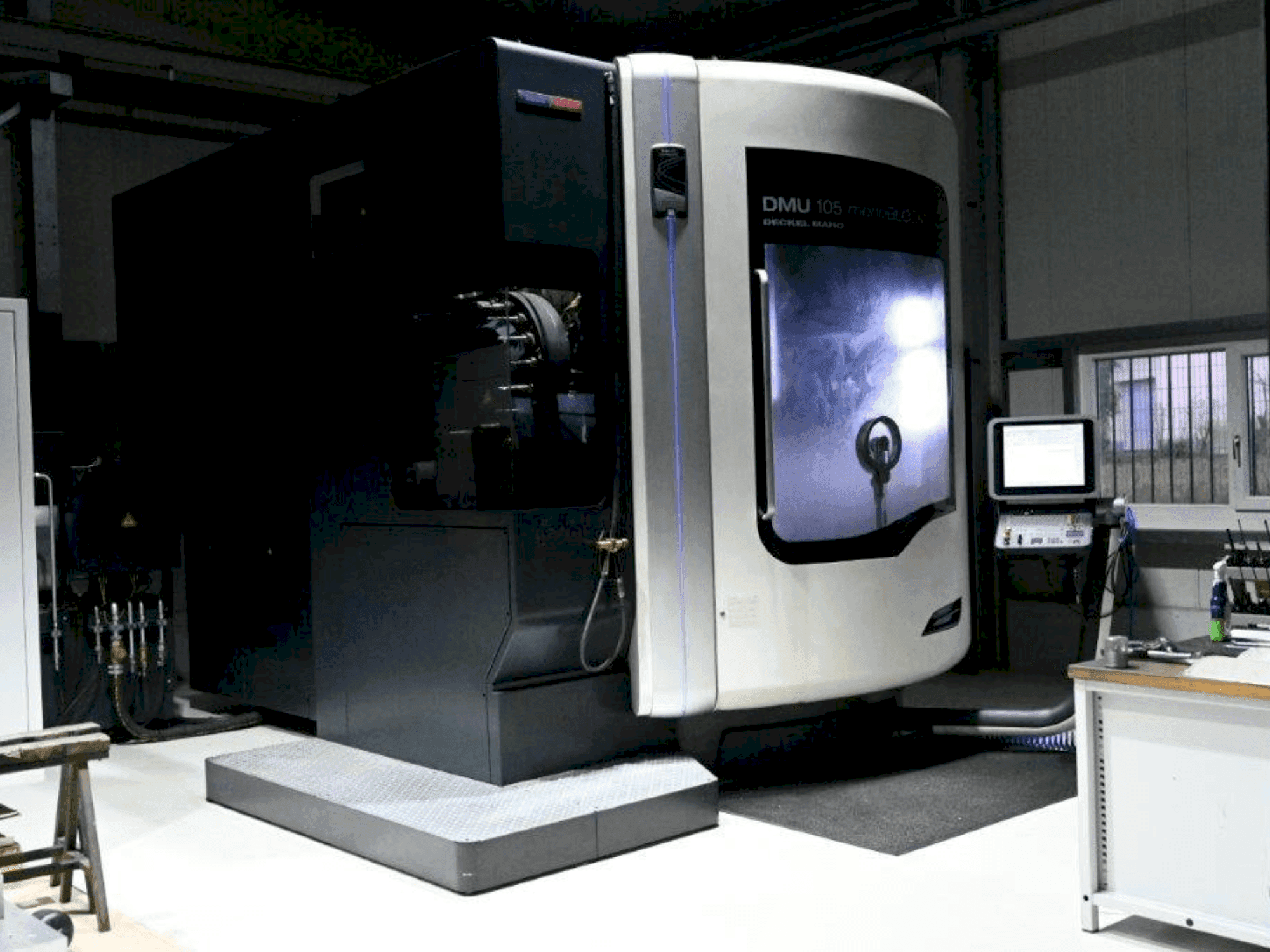 Masina DMG DMU 105 MonoBlock   eestvaade