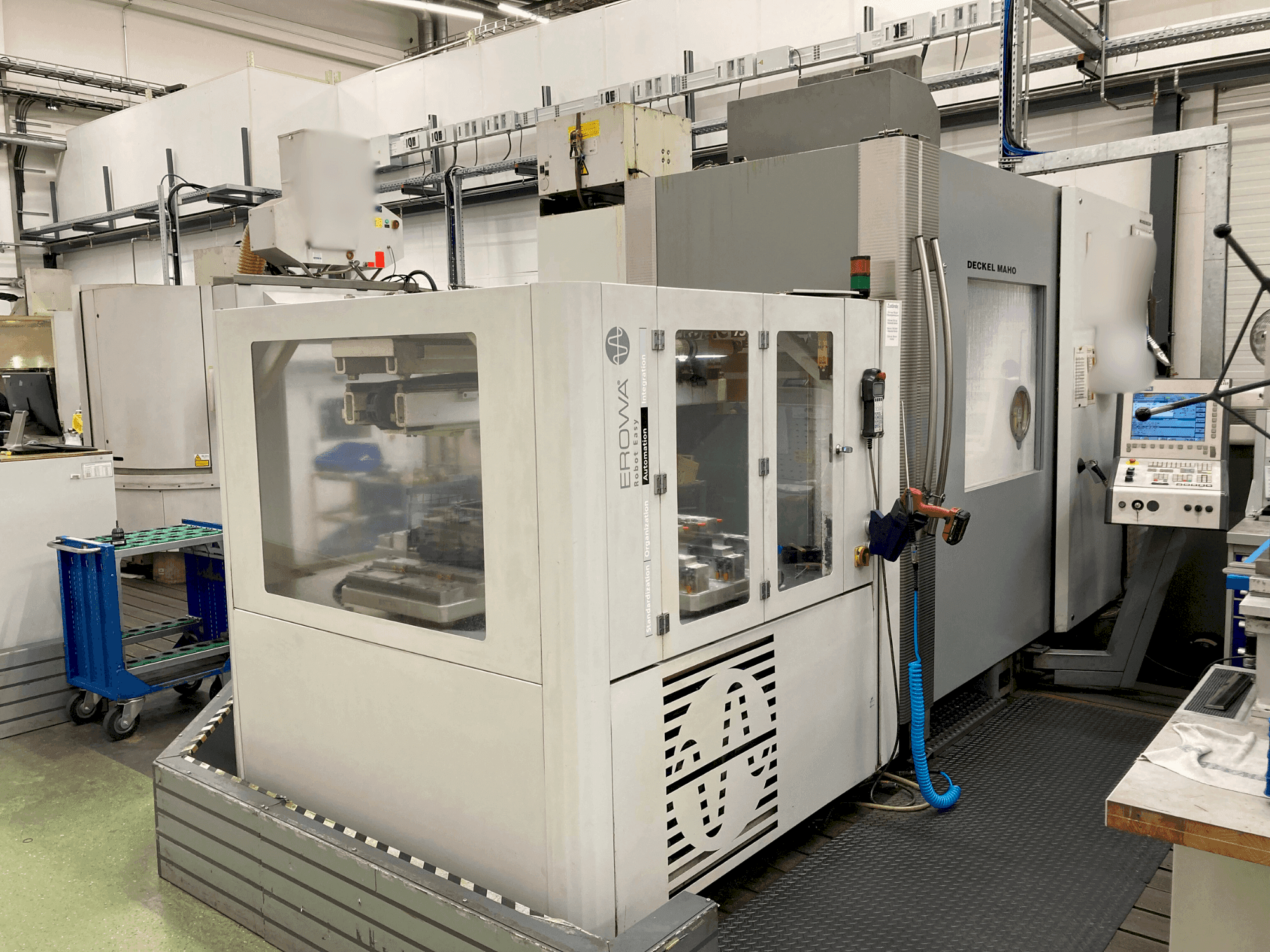 Masina DECKEL DMC 75V linear   eestvaade