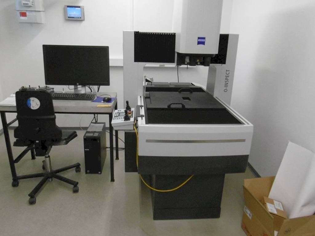 Masina ZEISS O-Inspect 543   eestvaade