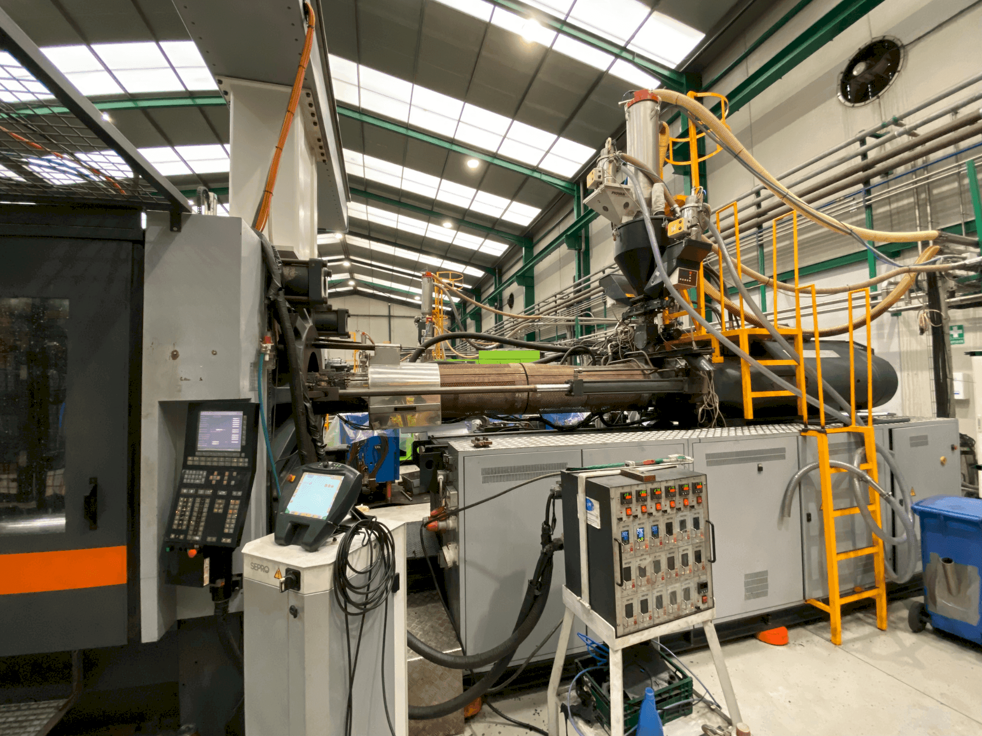 Masina SANDRETTO MEGA TES 8200   eestvaade