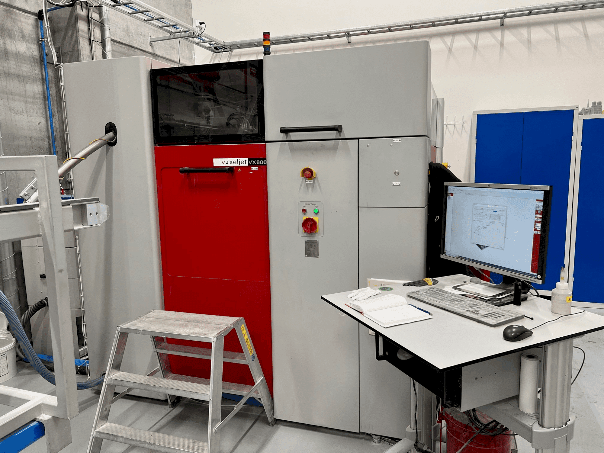 Masina VOXELJET VX800 (2010)   eestvaade