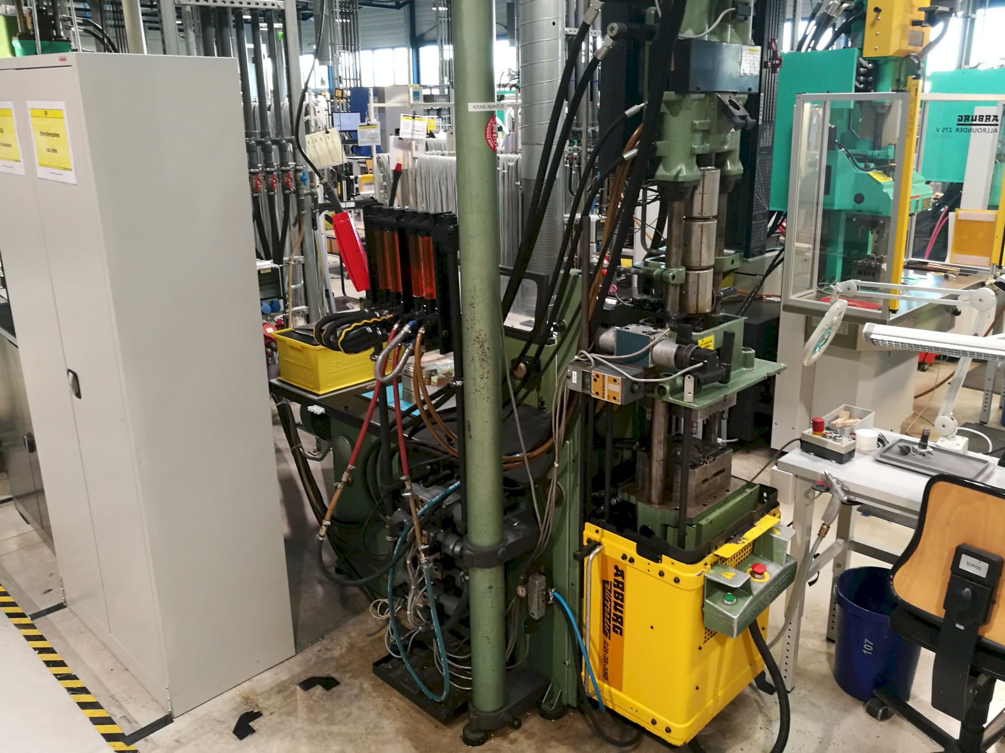 Masinadetail Arburg Allrounder 221-75-350