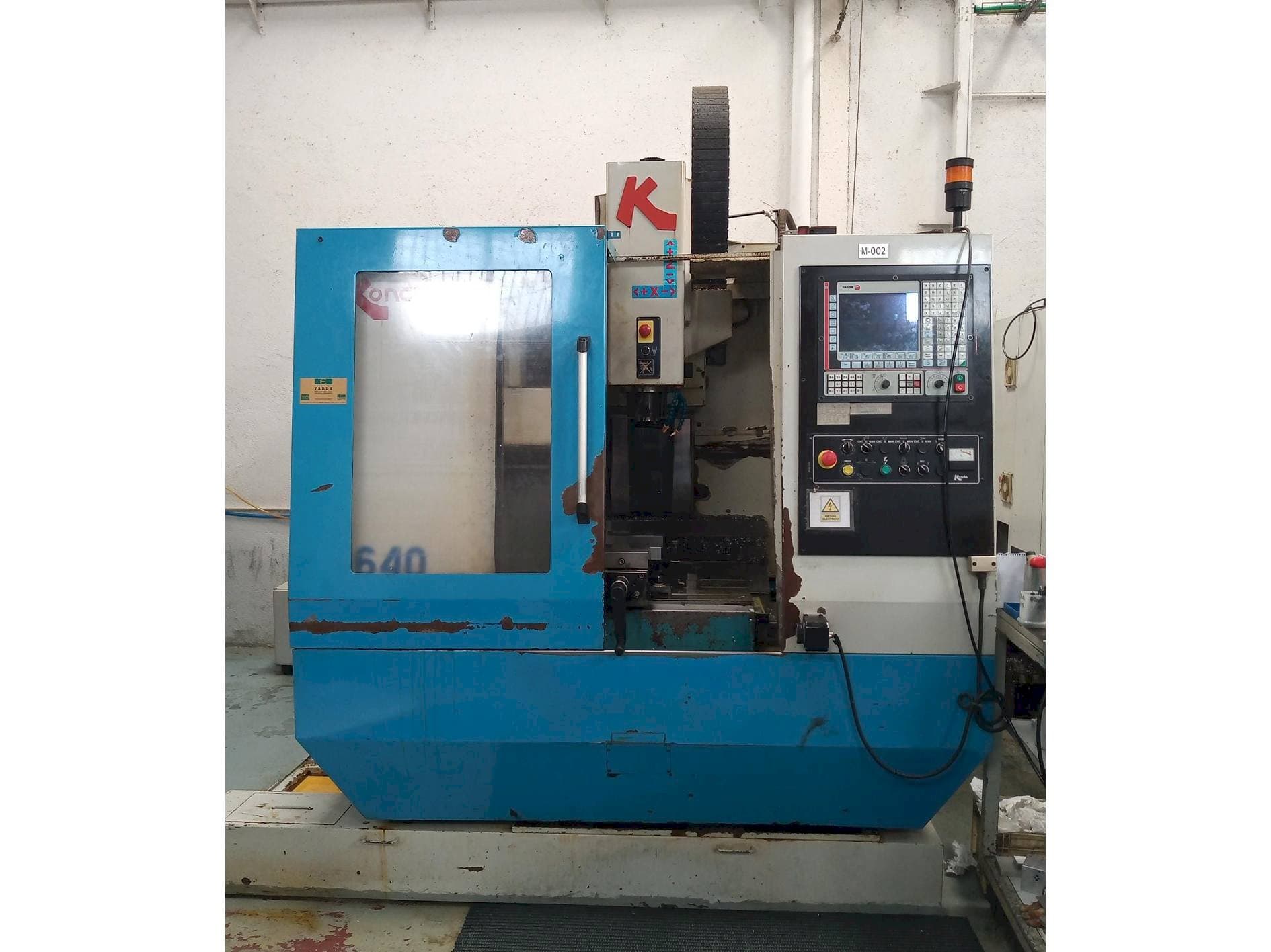 Masina KONDIA B-640   eestvaade