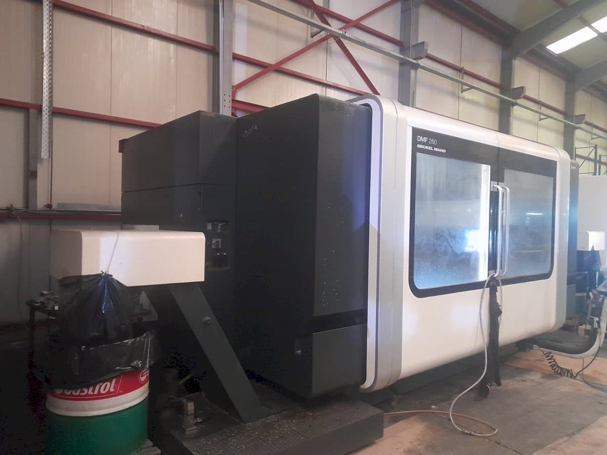 Masina DECKEL MAHO DMF 260   vasaku külje vaade