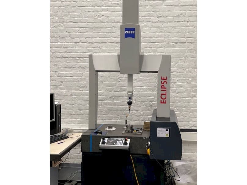 Masina ZEISS Eclipse   eestvaade