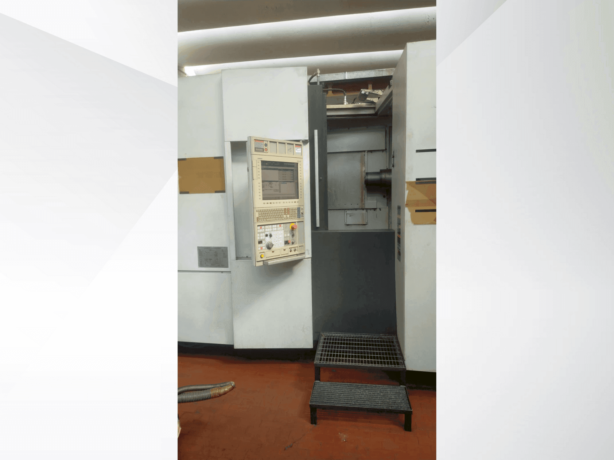 Masina MORI SEIKI NH 5000/40 DCG   eestvaade