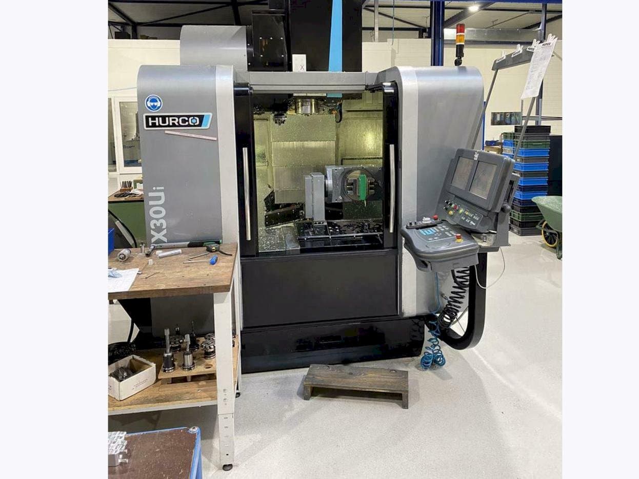 Masina Hurco VMX30 Ui   eestvaade