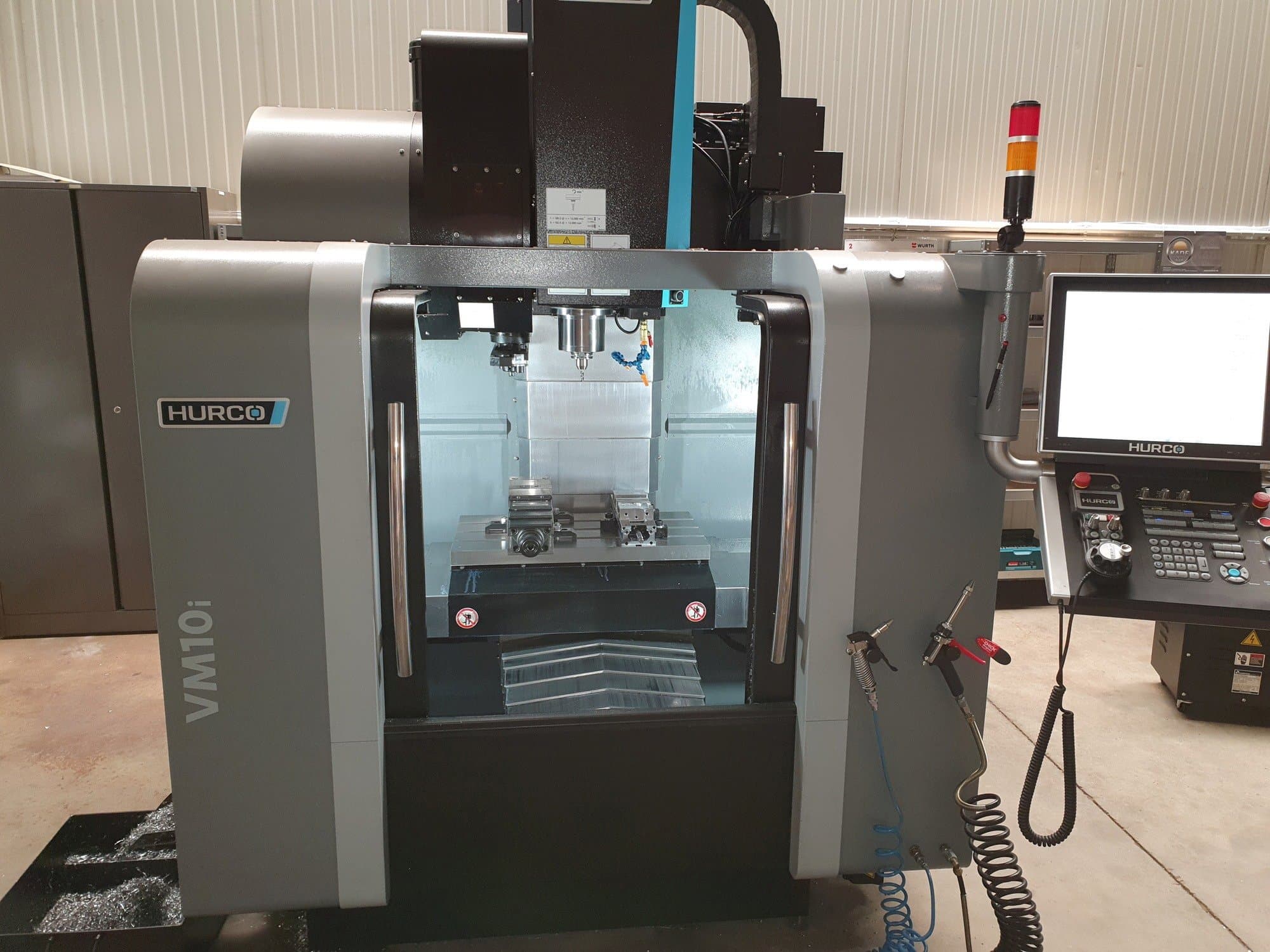 Masina Hurco VM10i   eestvaade