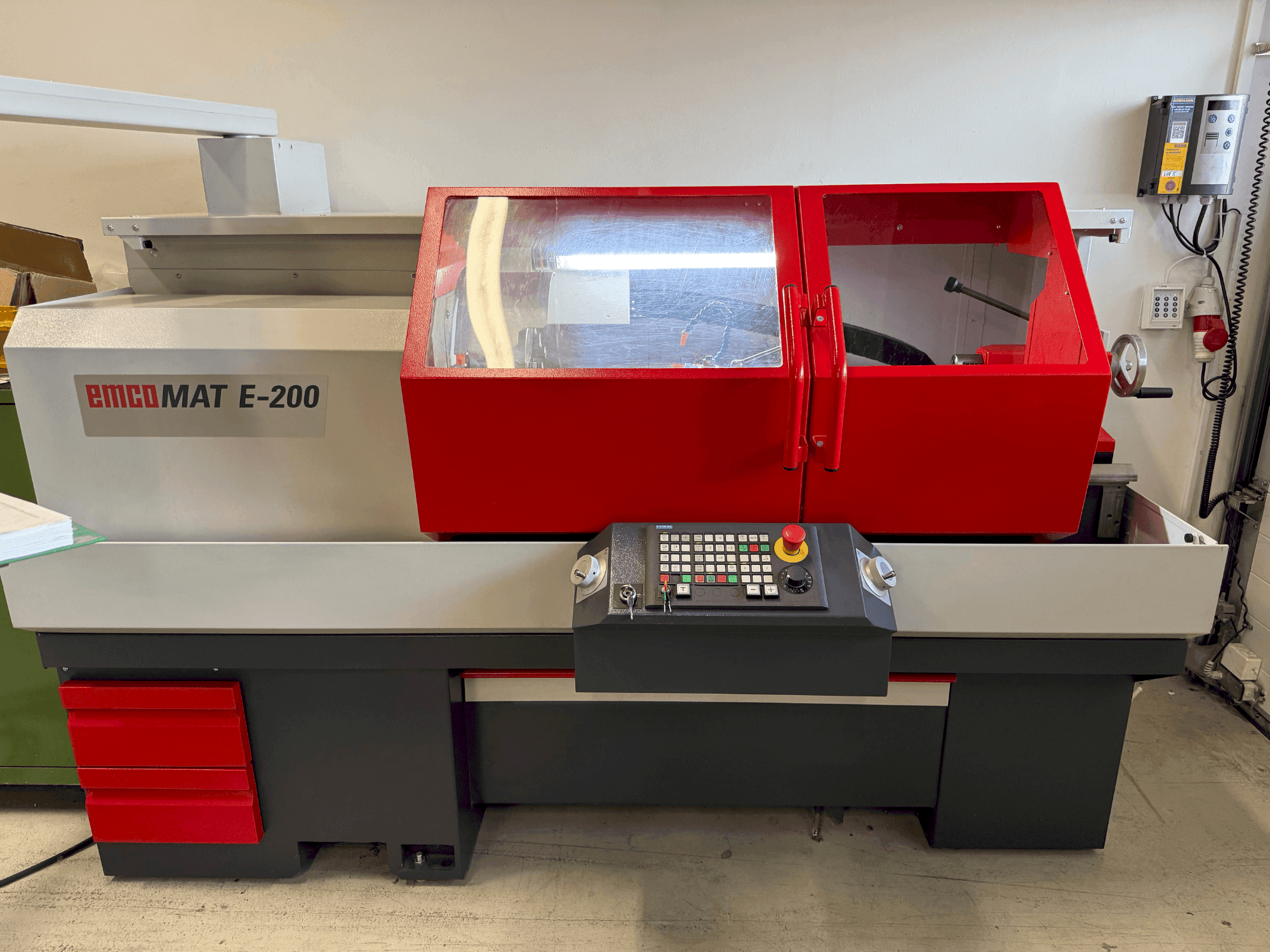 Masina EMCO Emcomat E-200   eestvaade