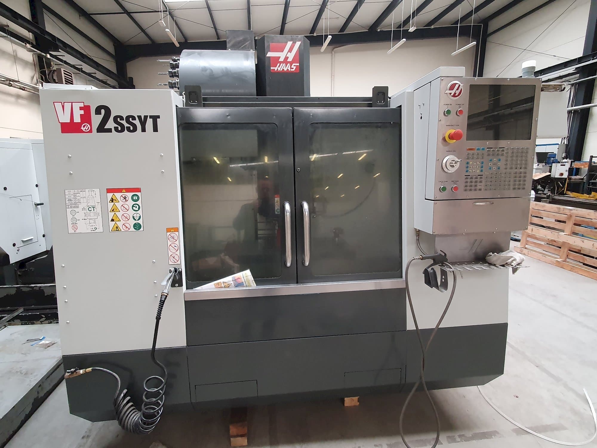 Masina HAAS VF-2SSYT   eestvaade