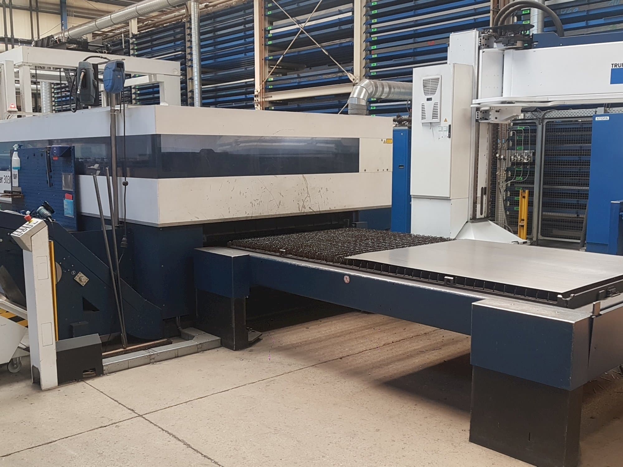 Masina Trumpf TruLaser 3030 L20   eestvaade