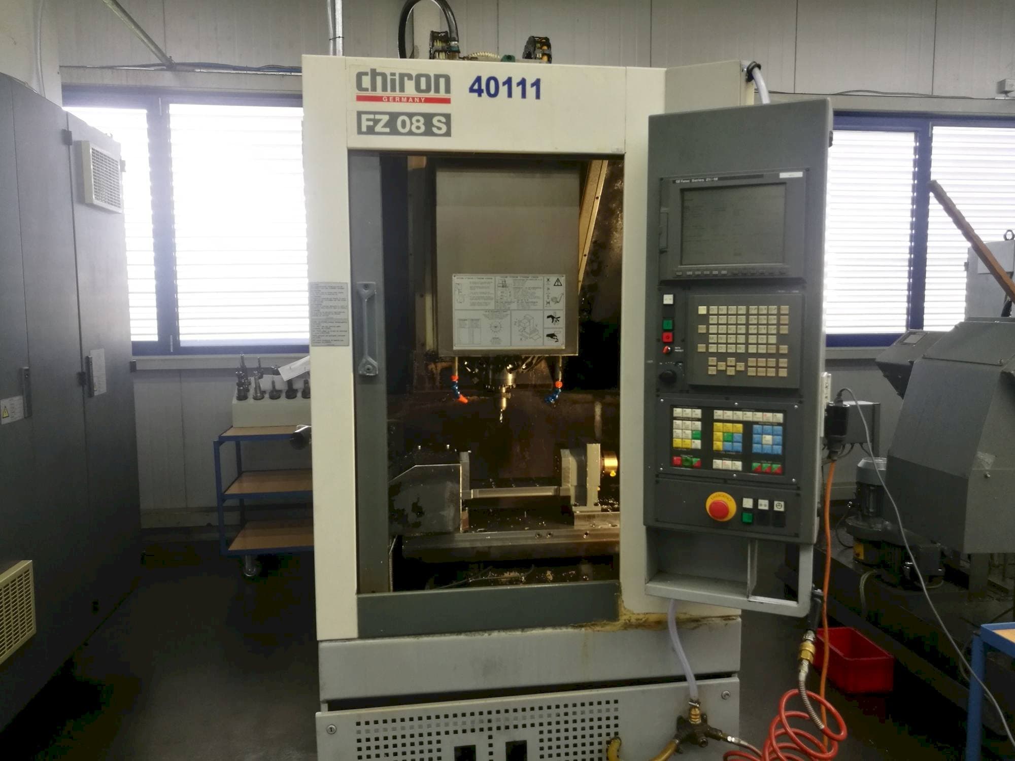 Masina CHIRON FZ08S eestvaade