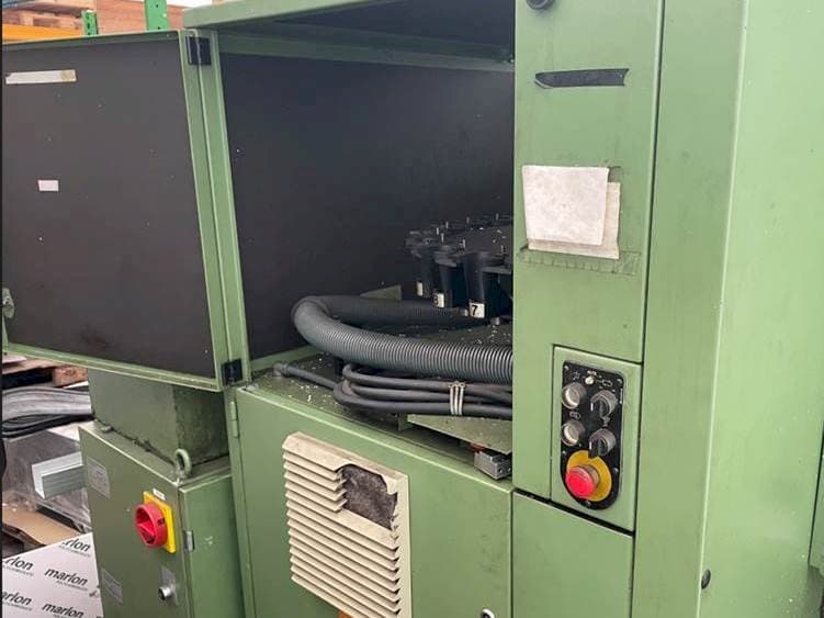 Masina DECKEL FP4AT   eestvaade