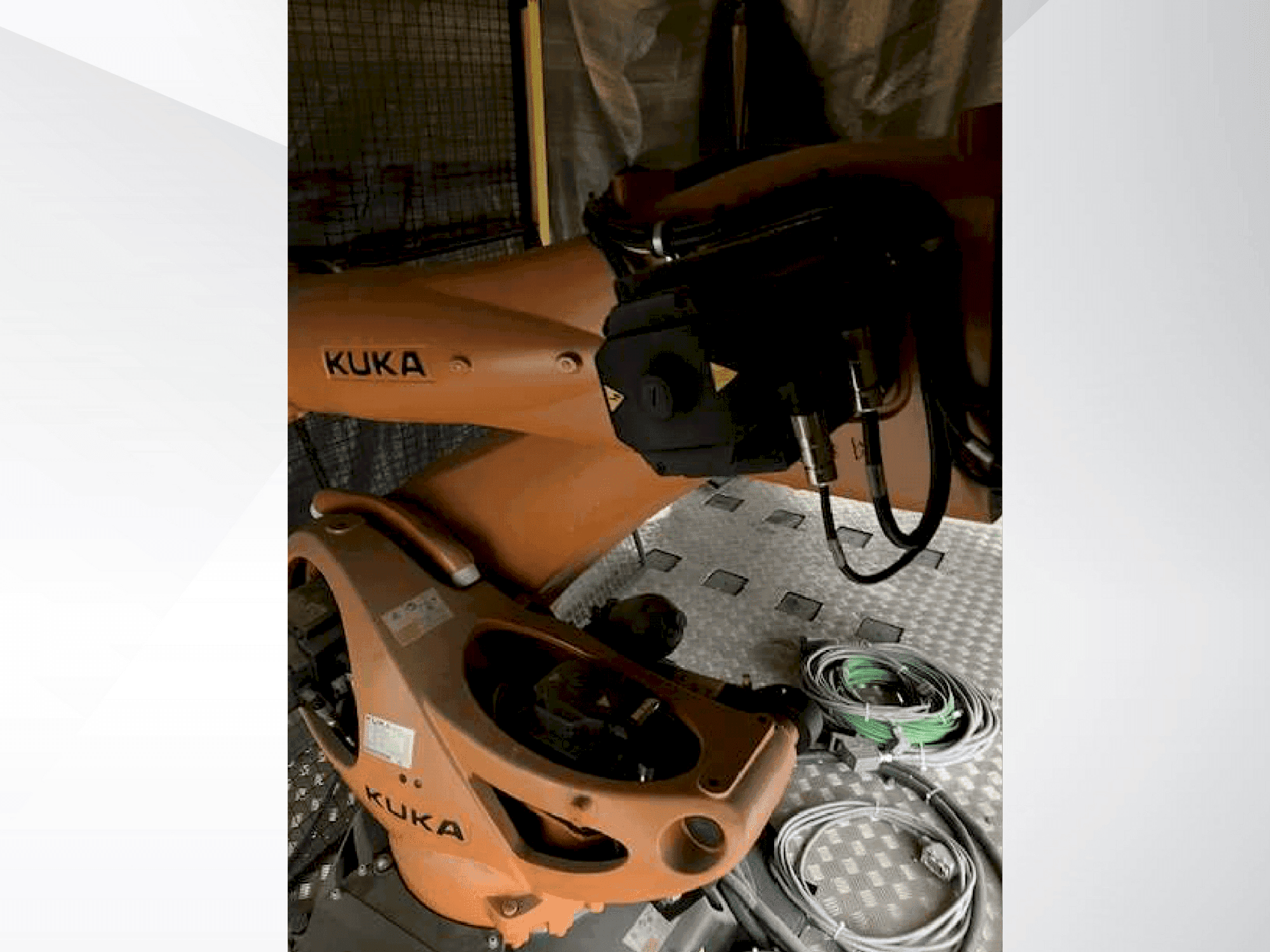 Masina KUKA KR 210 R2700 extra (2018)   eestvaade