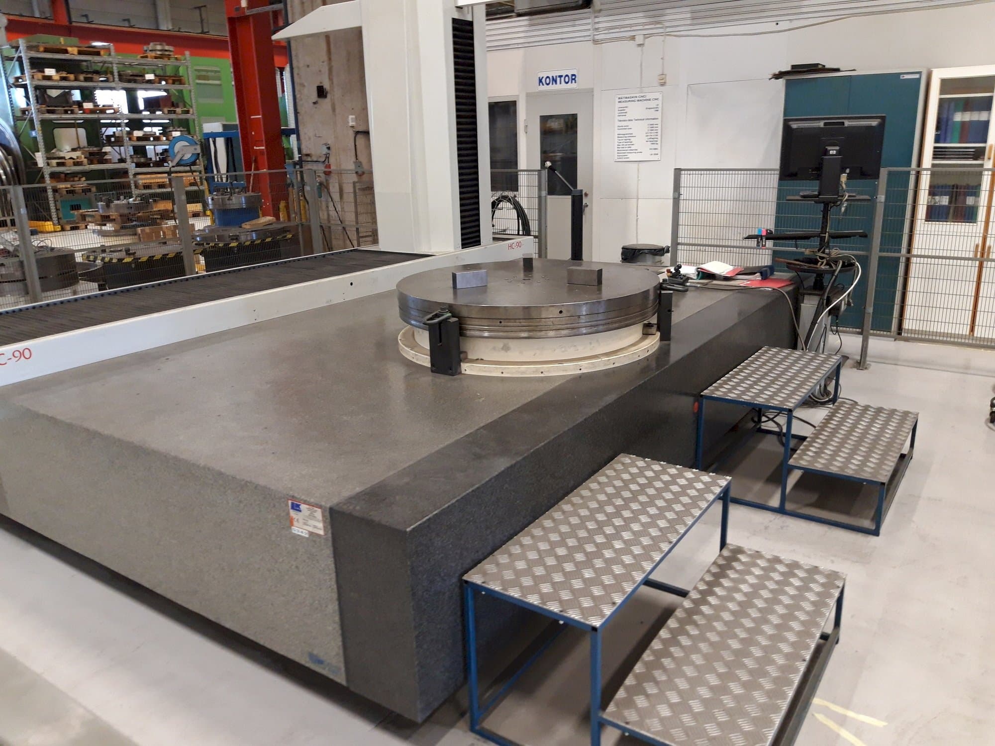 Masina LK HC90   eestvaade