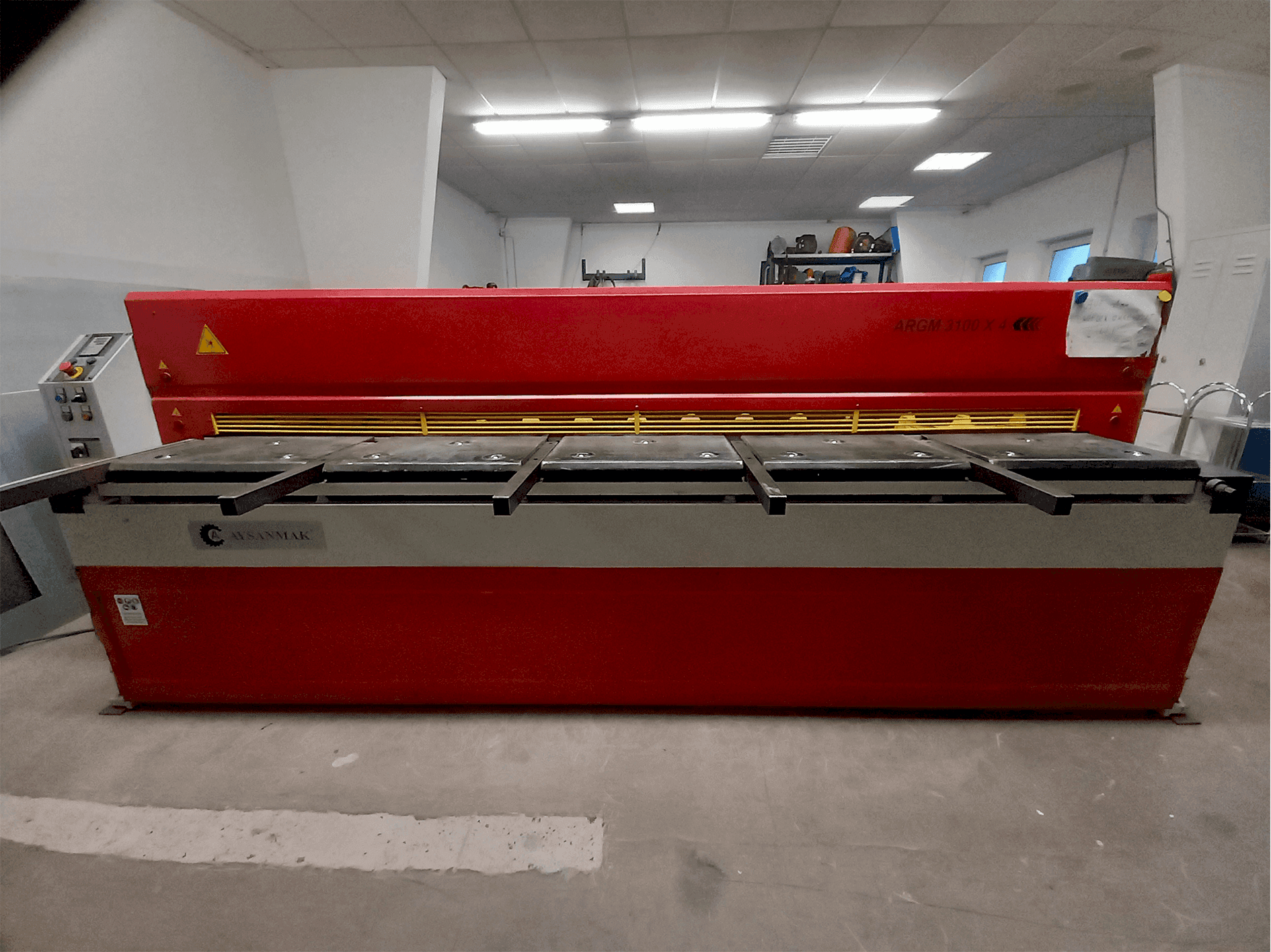 Masina AYSANMAK ARGM 3100 x 4   eestvaade