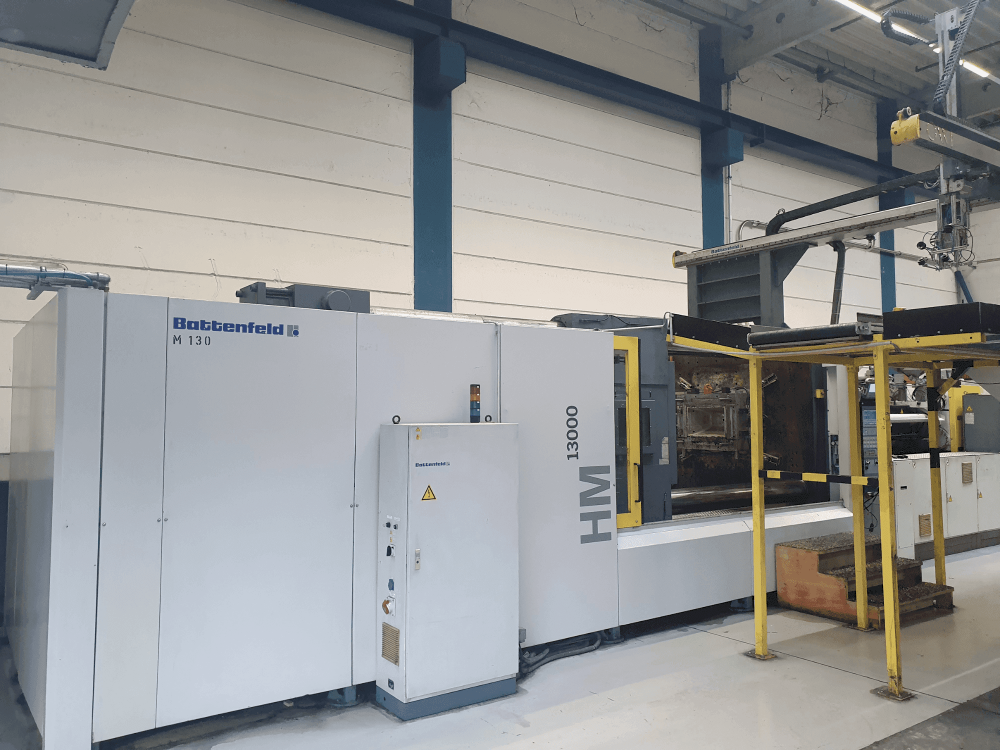Masina Battenfeld HM 13000/12000   eestvaade