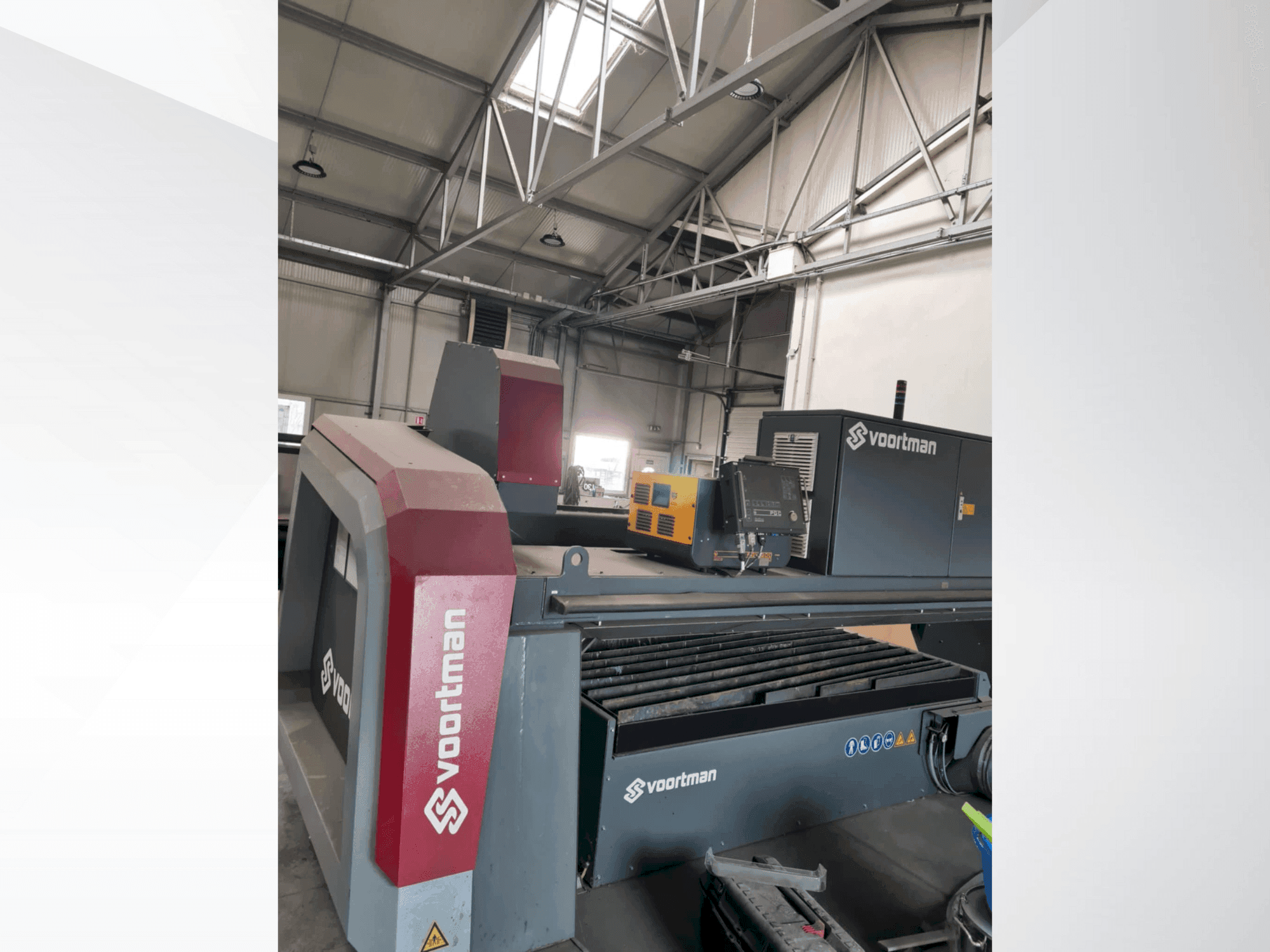 Masina VOORTMAN V304   eestvaade