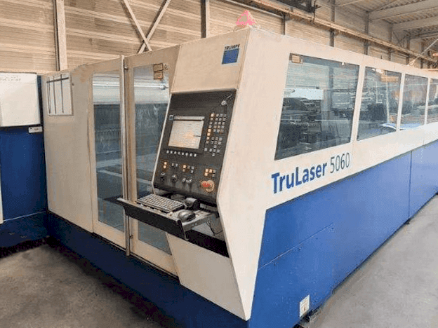 Masina TRUMPF TruLaser 5060 eestvaade
