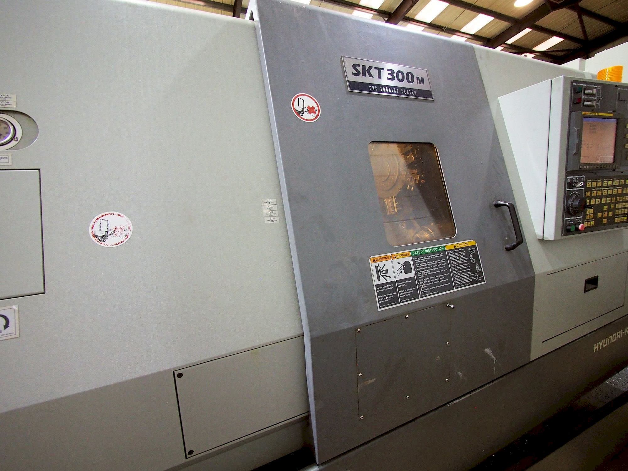 Masina Hyundai Kia SKT 300M   eestvaade