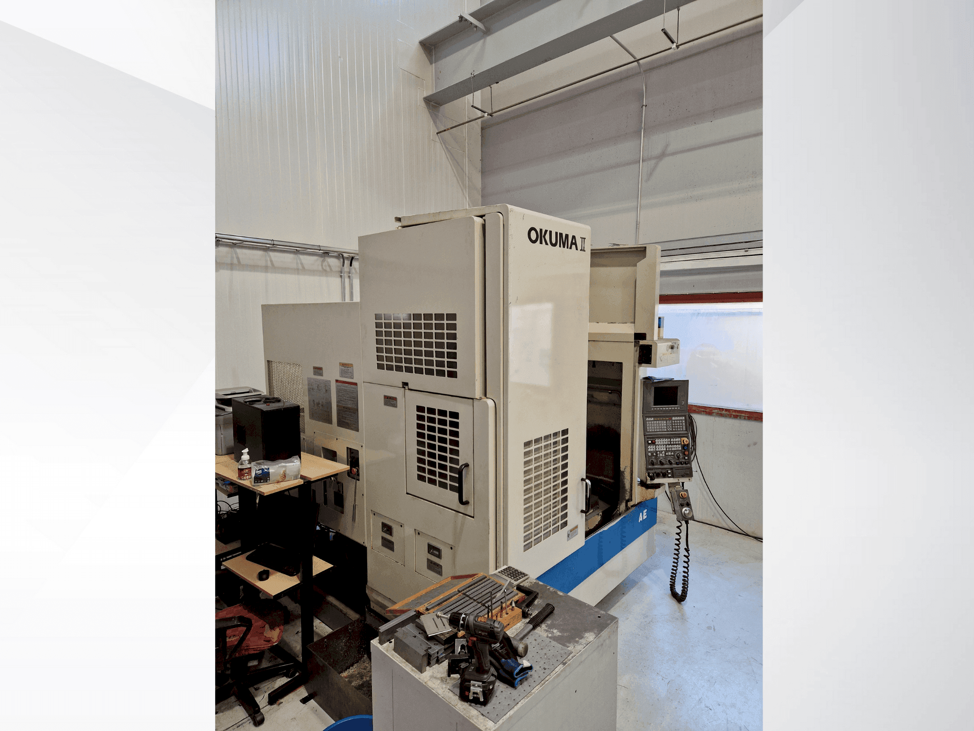 Masina Okuma MX-45 VAE (1996) eestvaade