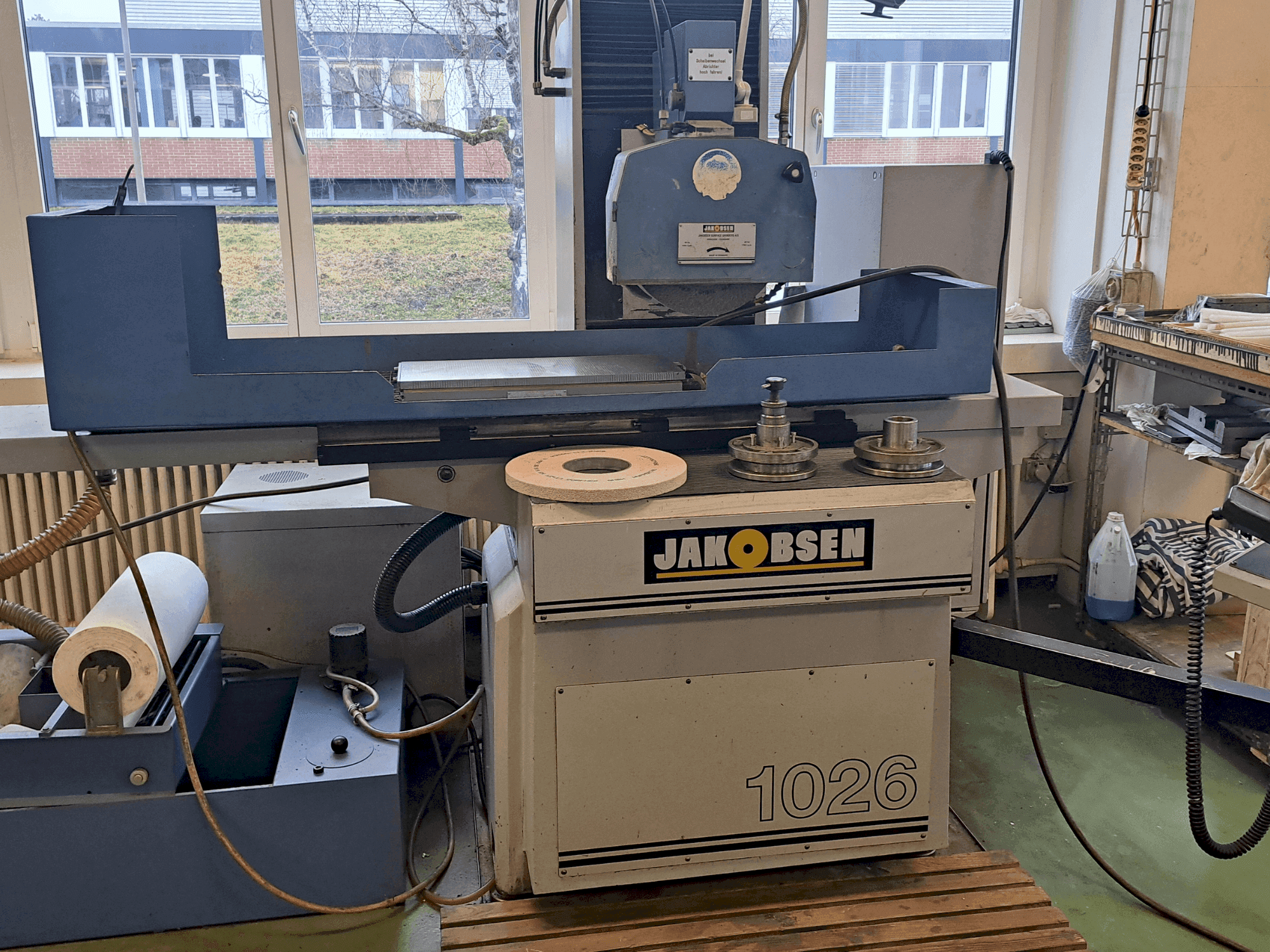 Masina JAKOBSEN AC-1026   eestvaade