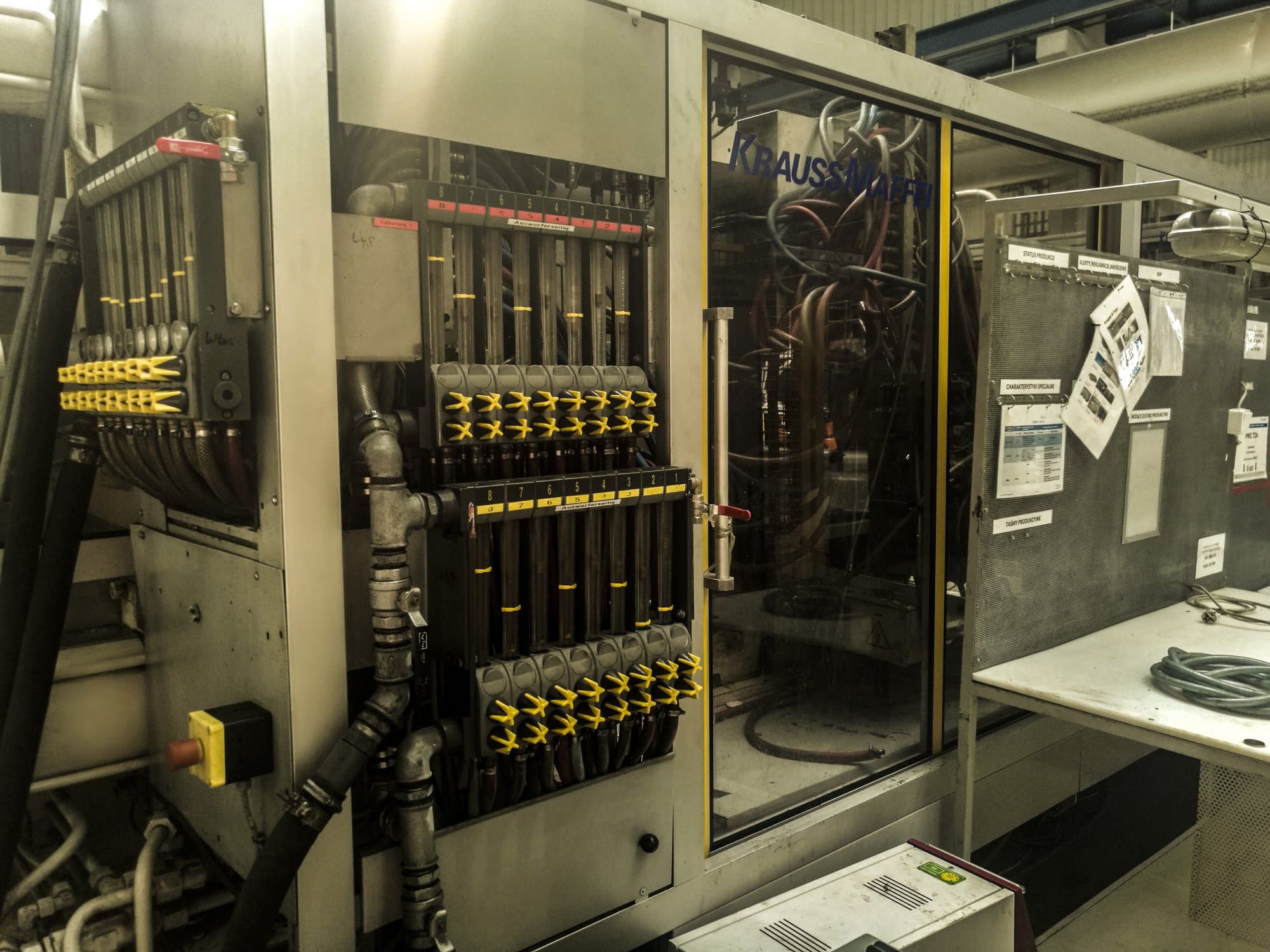 Masina Krauss Maffei 800-8000 MC   eestvaade