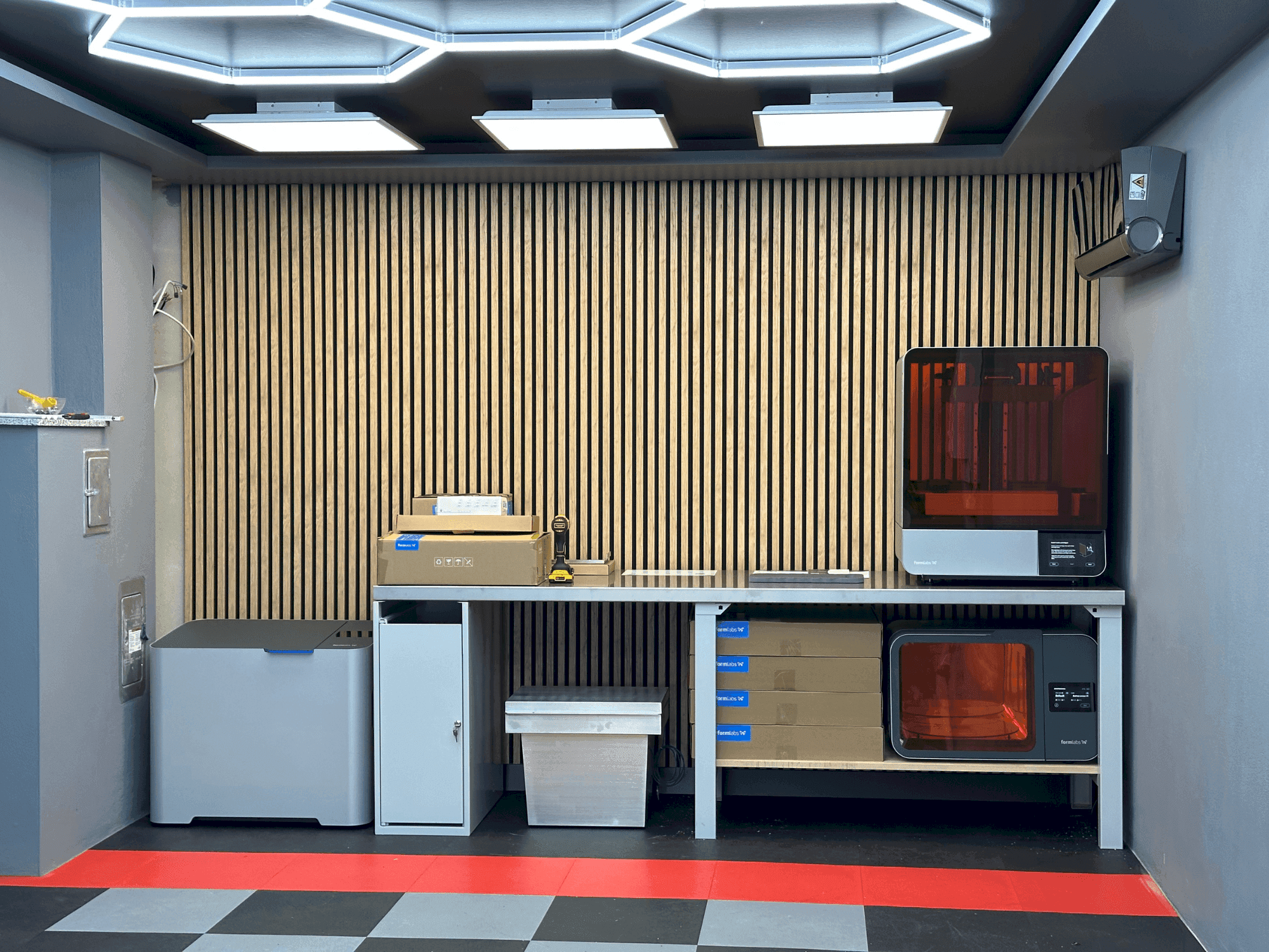 Masina FORMLABS 4L   eestvaade