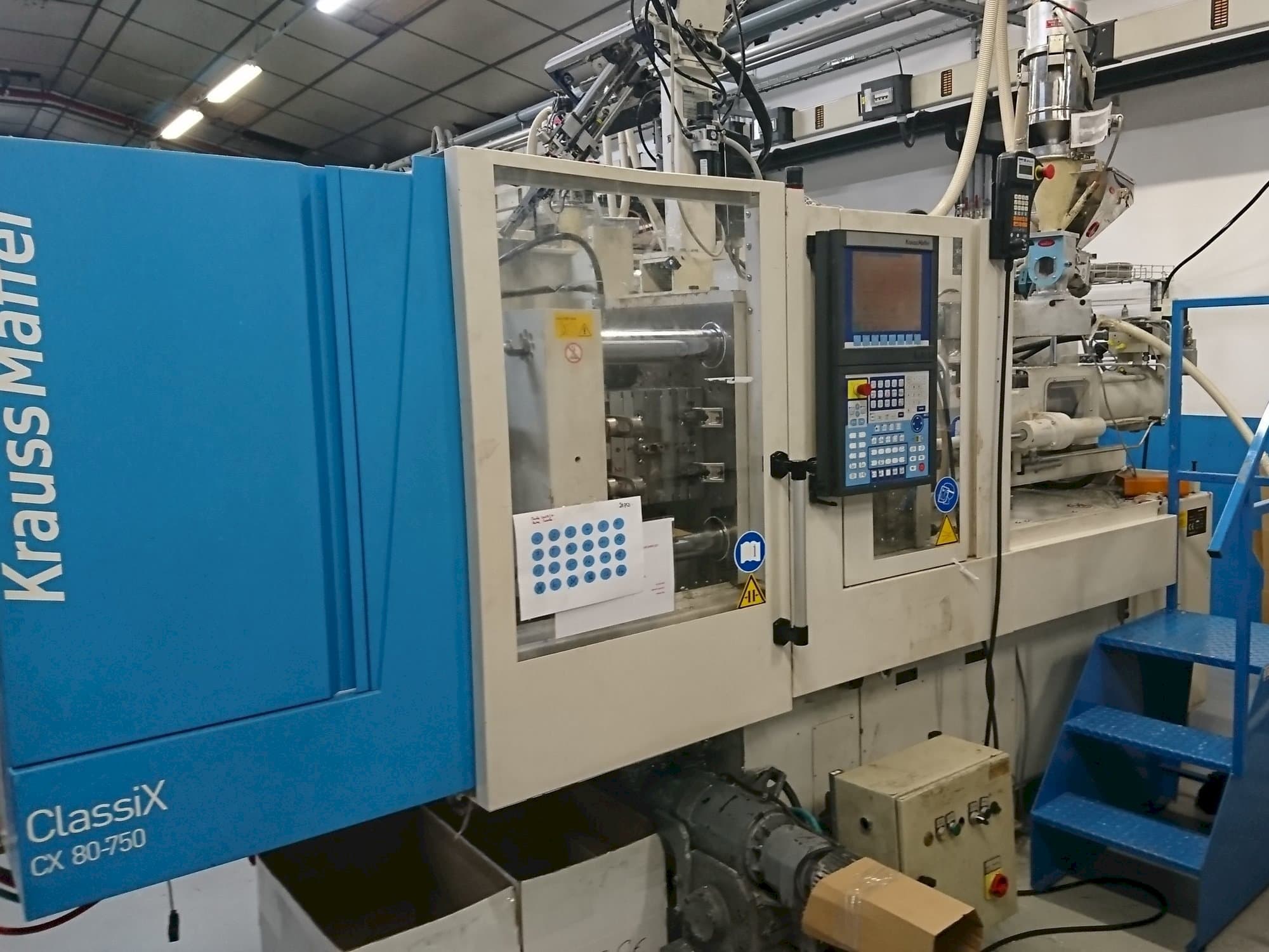 Masina Krauss Maffei 80-750 CX   eestvaade