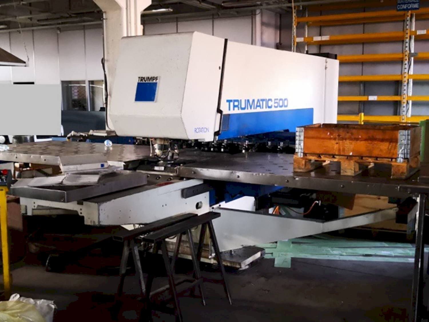 Masina Trumpf Trumatic 500R eestvaade