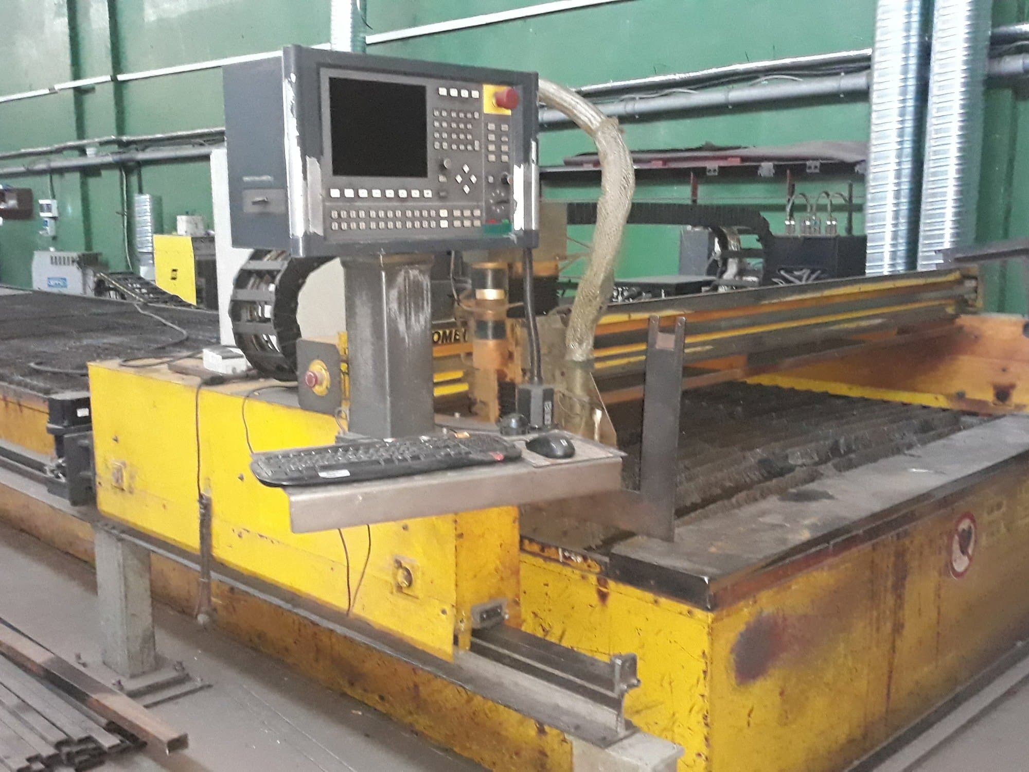 Masina ESAB CXD-P 3000   eestvaade