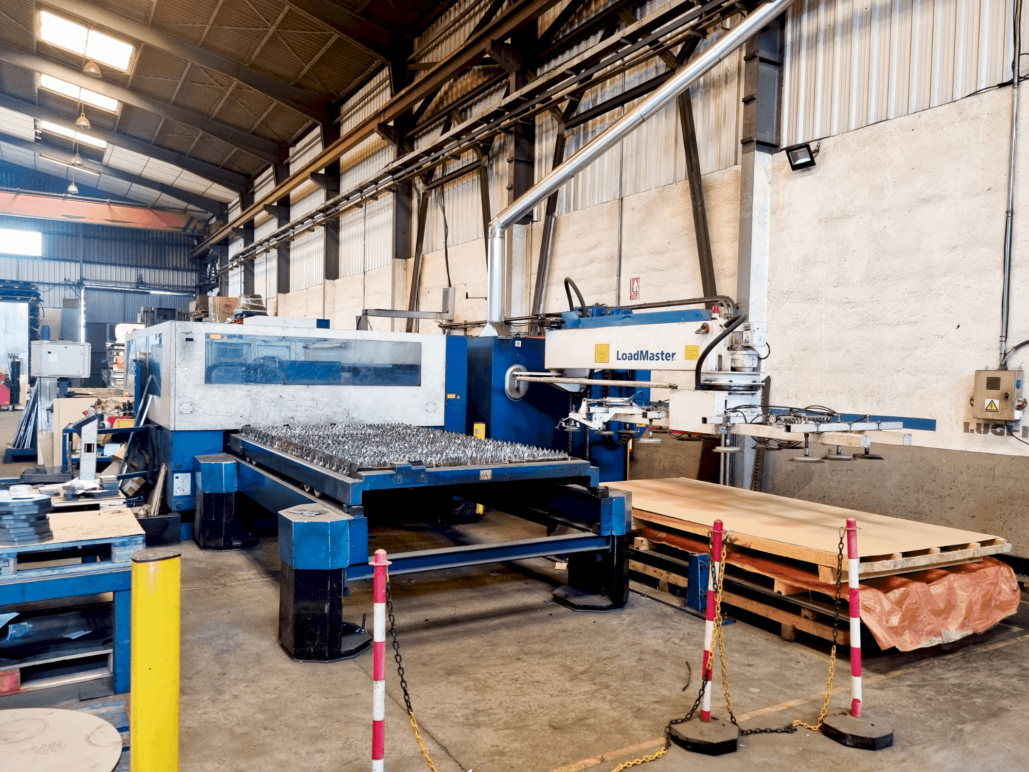 Masina TRUMPF Trumatic 3050   eestvaade