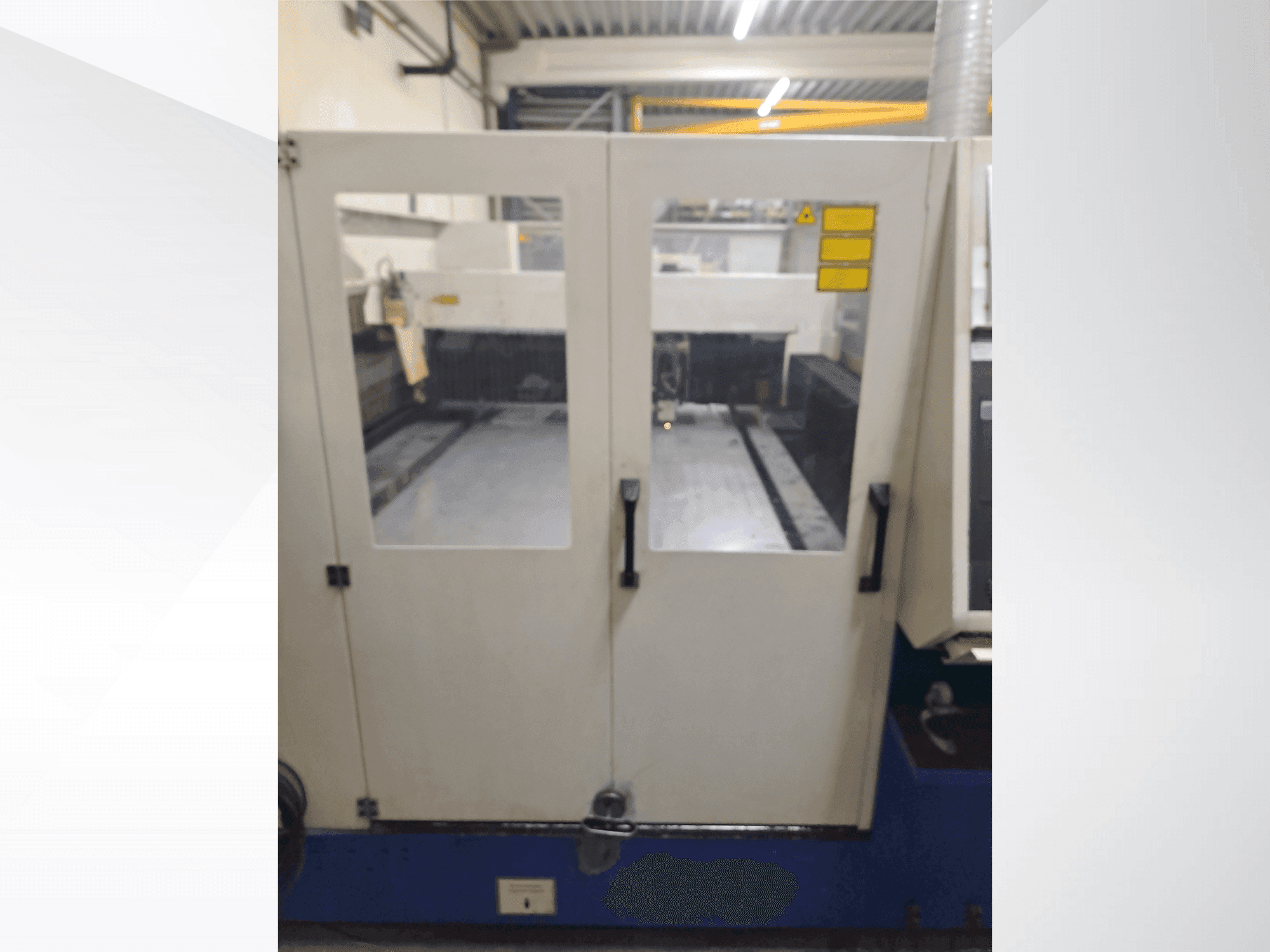 Masina TRUMPF TRUMATIC 3030   eestvaade