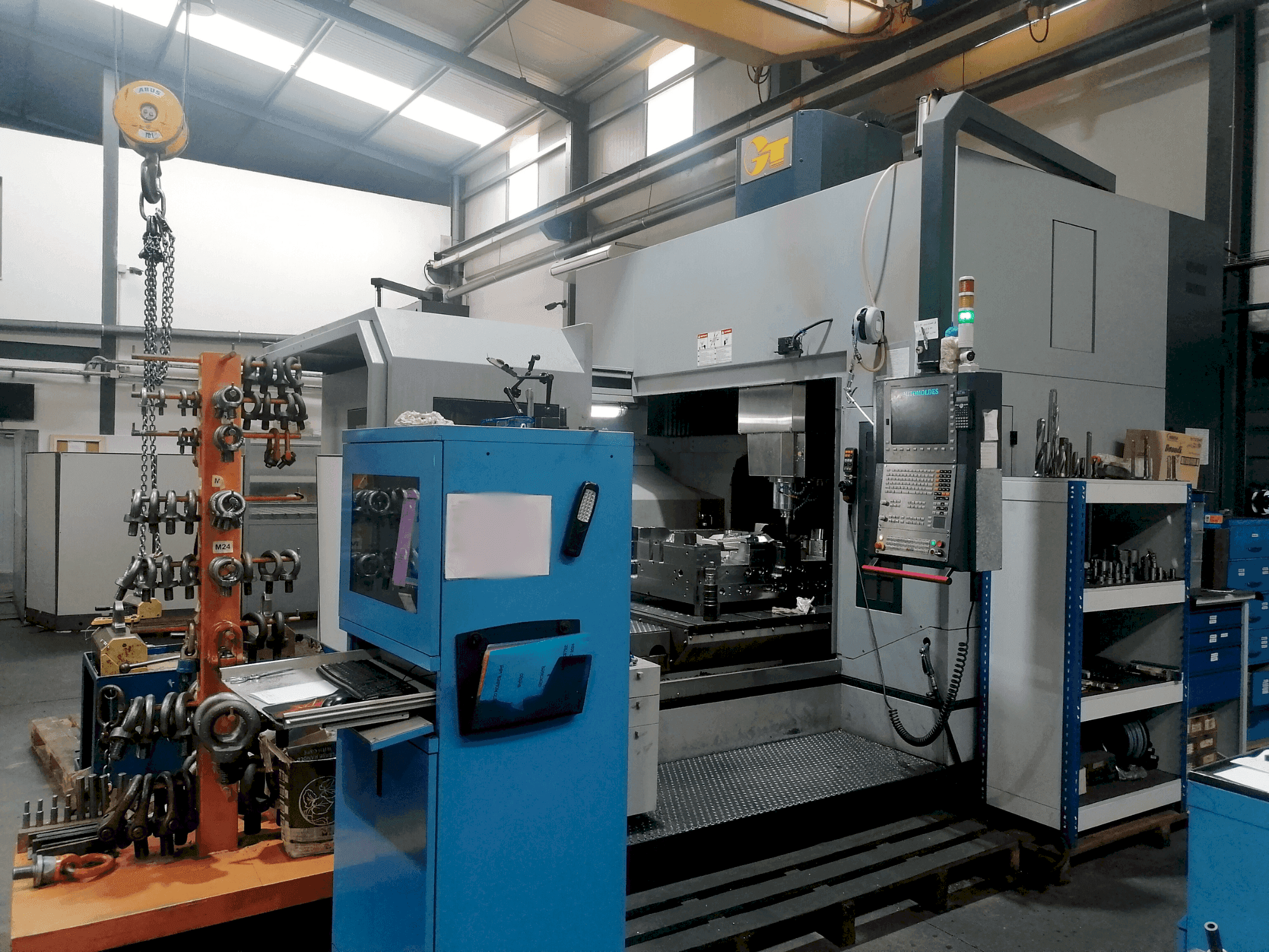 Masina GENTIGER GT1614V   eestvaade