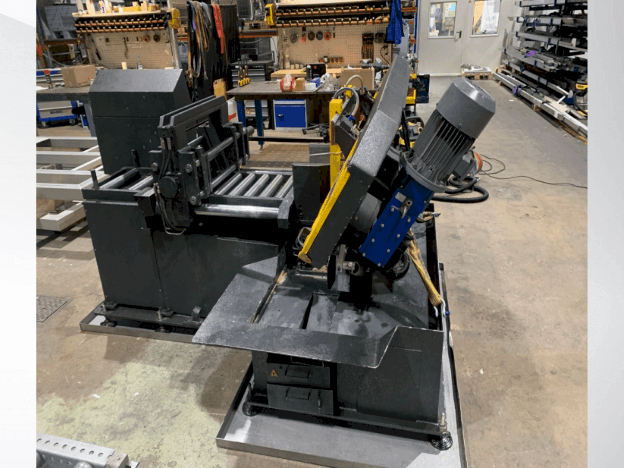 Masina BEKA-MAK BMSO 320 GH   eestvaade