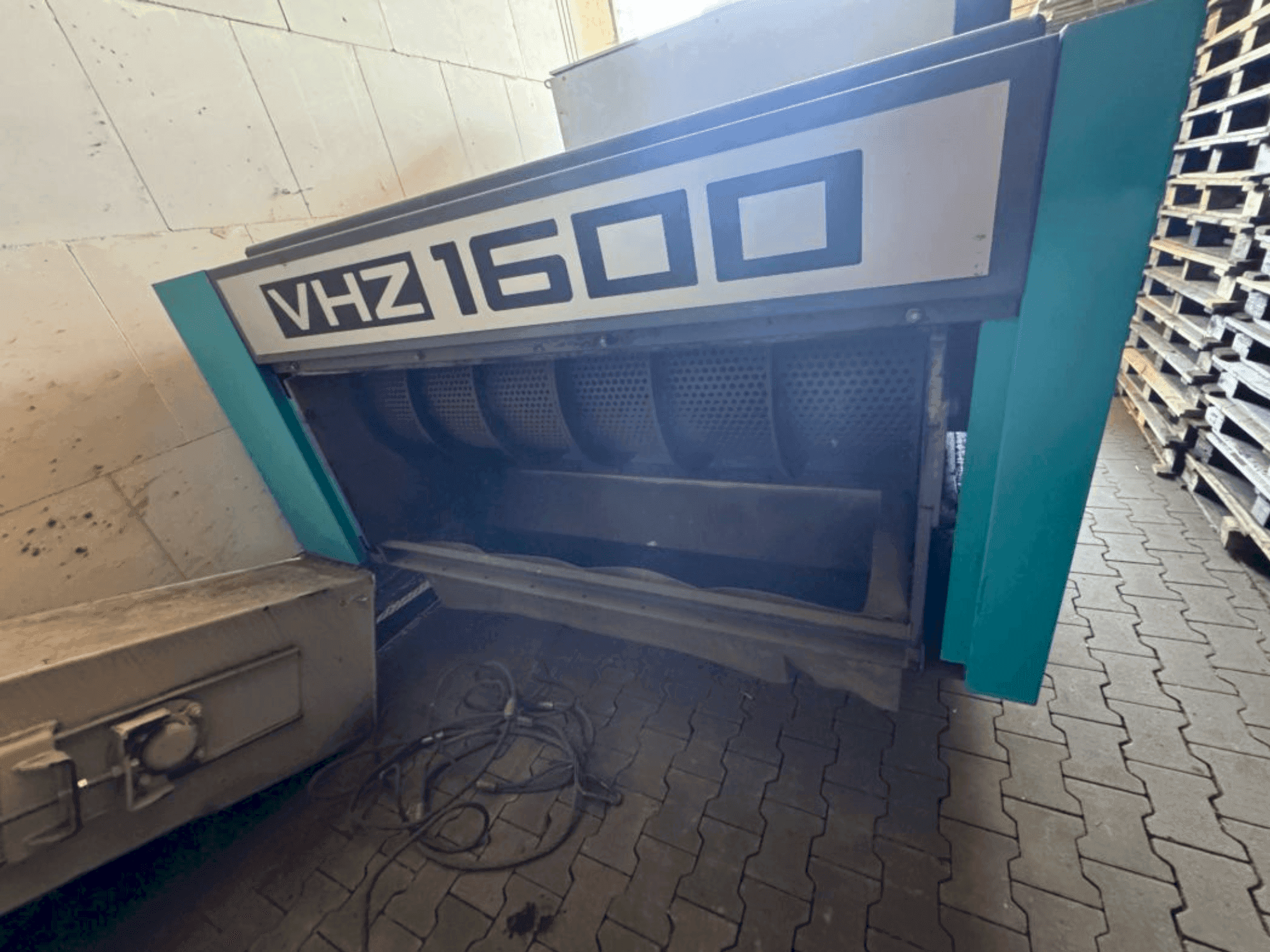 Masina VECOPLAN VHZ 1600   eestvaade