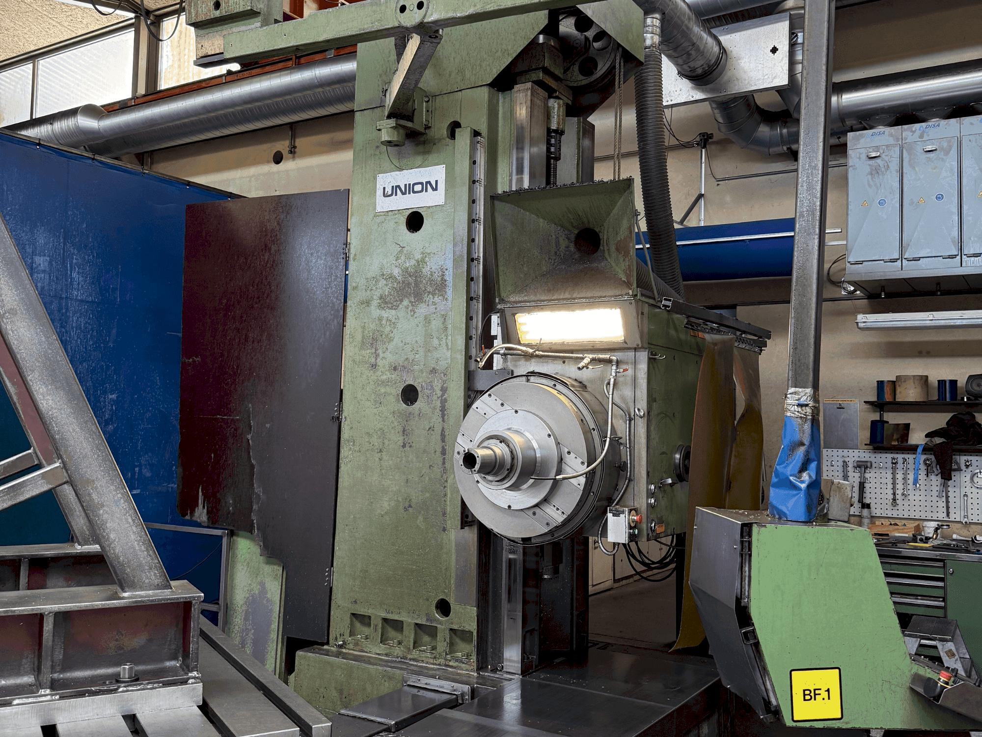 Masina UNION BTF 110   eestvaade