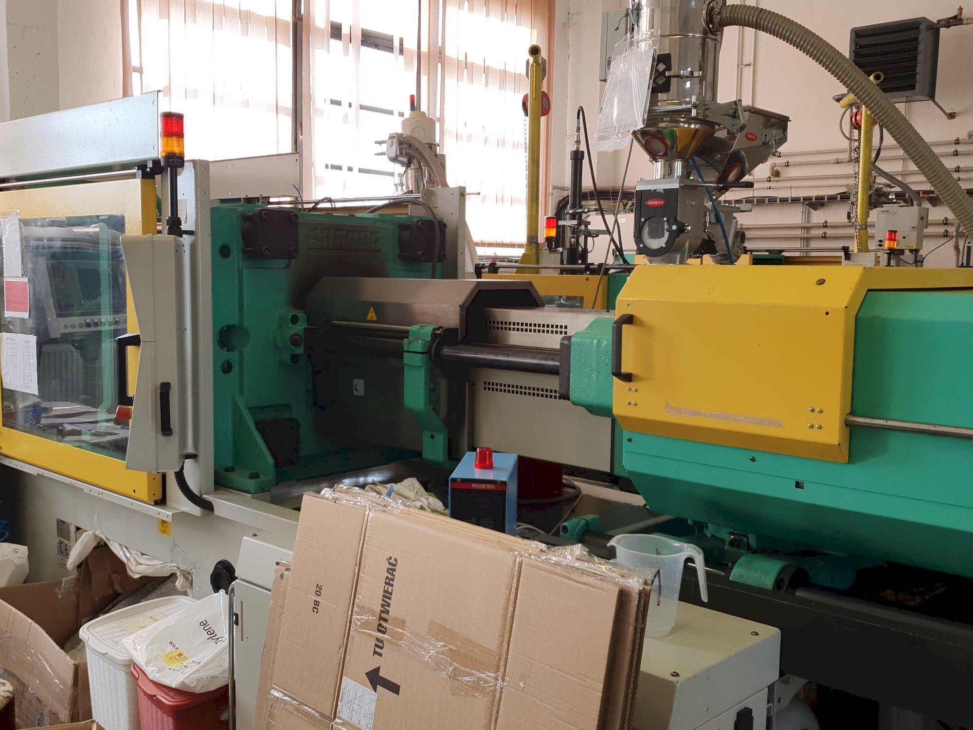 Masina Arburg 570C 2200 - 1300   eestvaade