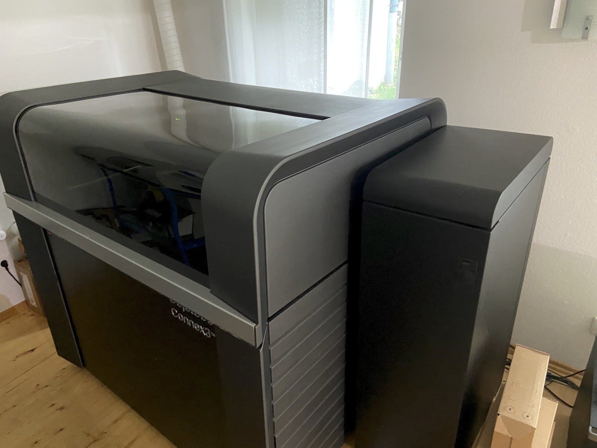 Masina Stratasys Objet500 Connex3   eestvaade